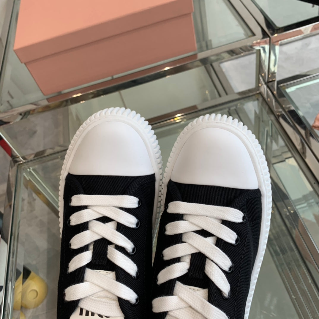 Mule Shoes Black And White Canvas、mysite、Cacoeks