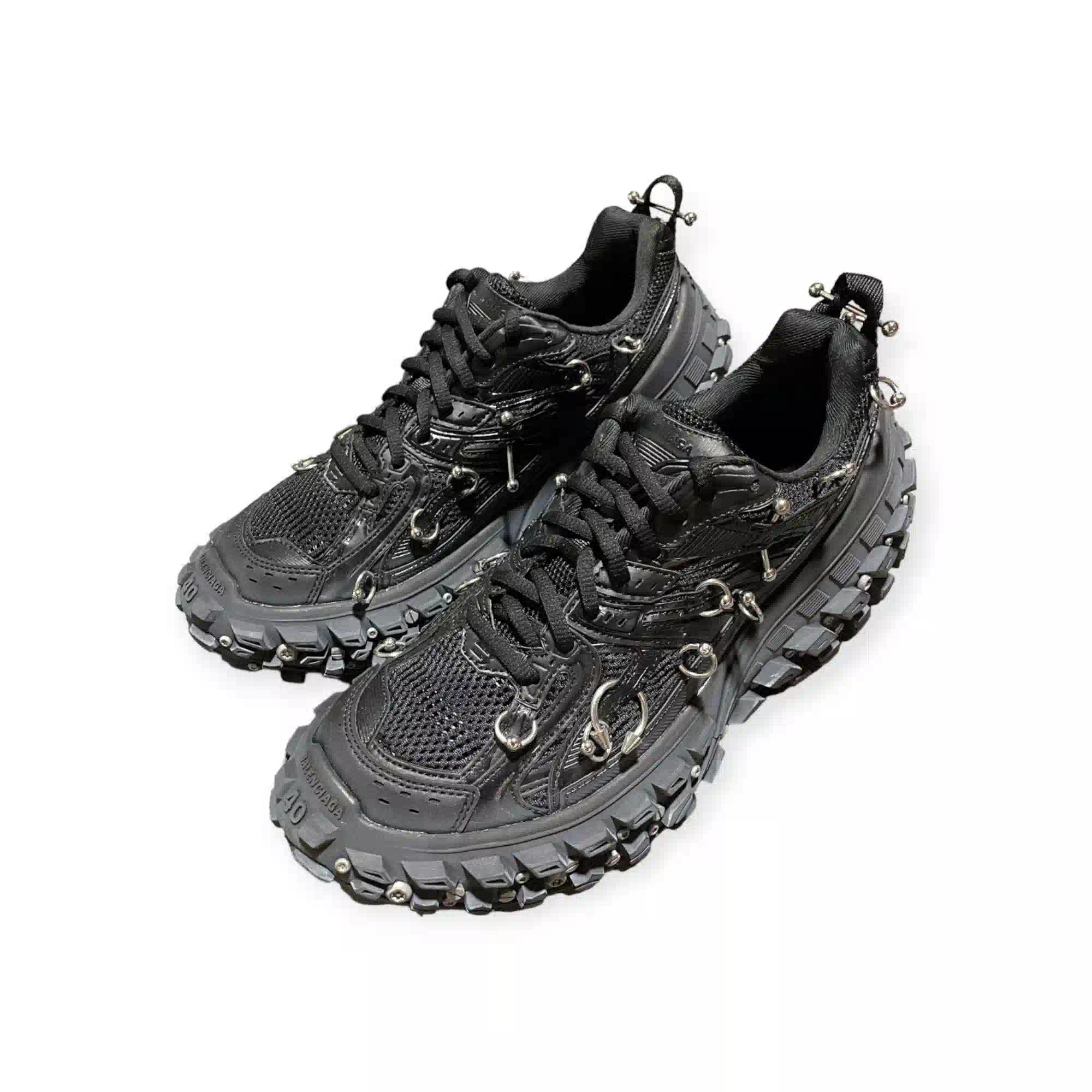Balenciaga Bouncer Screw Sneaker With Piercings In Black、mysite、Cacoeks