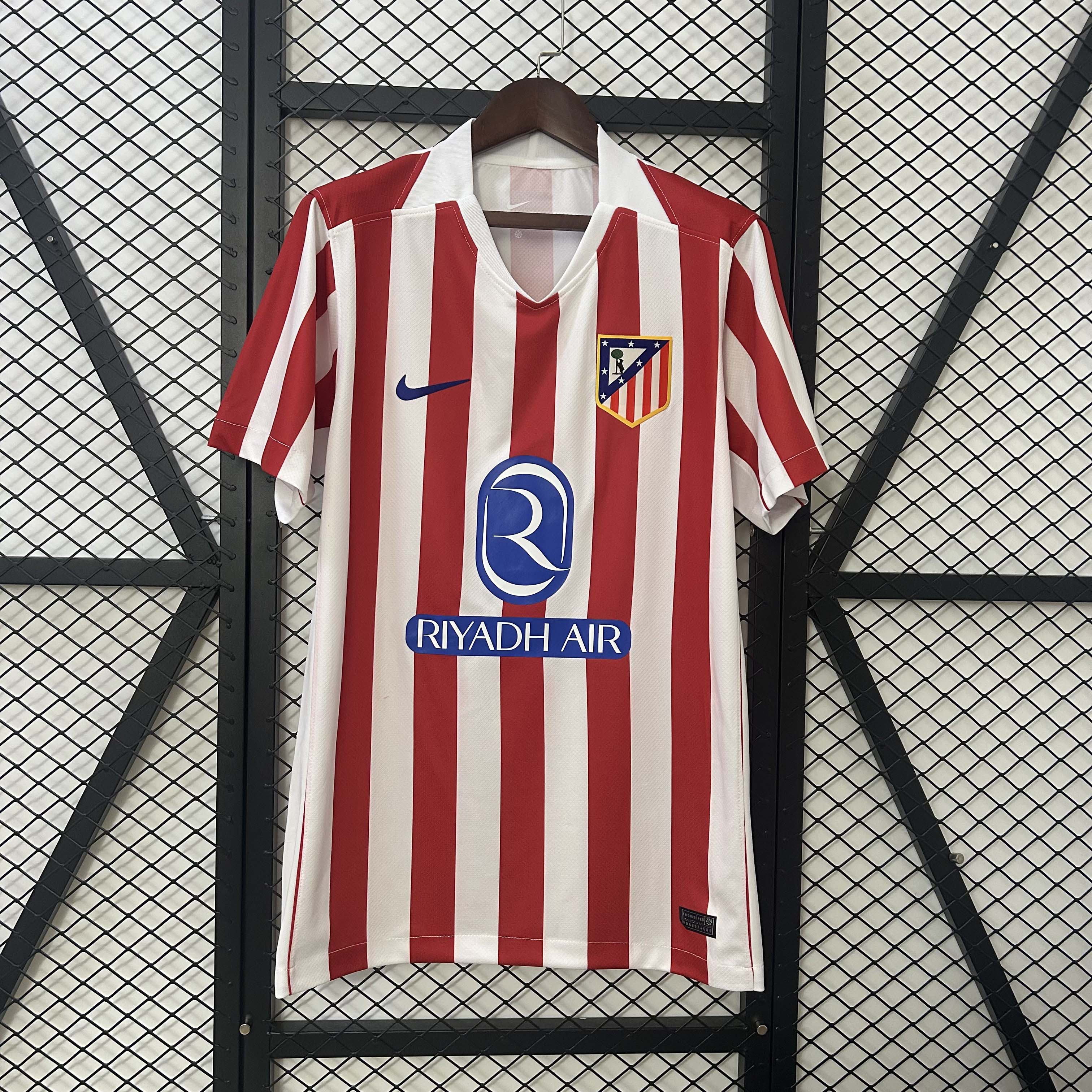 2025/2026 Atletico Madrid Home Football Shirt 1:1 Thai Quality:football jersey mysite: unitedjerseyfootball 邓江浪:football
