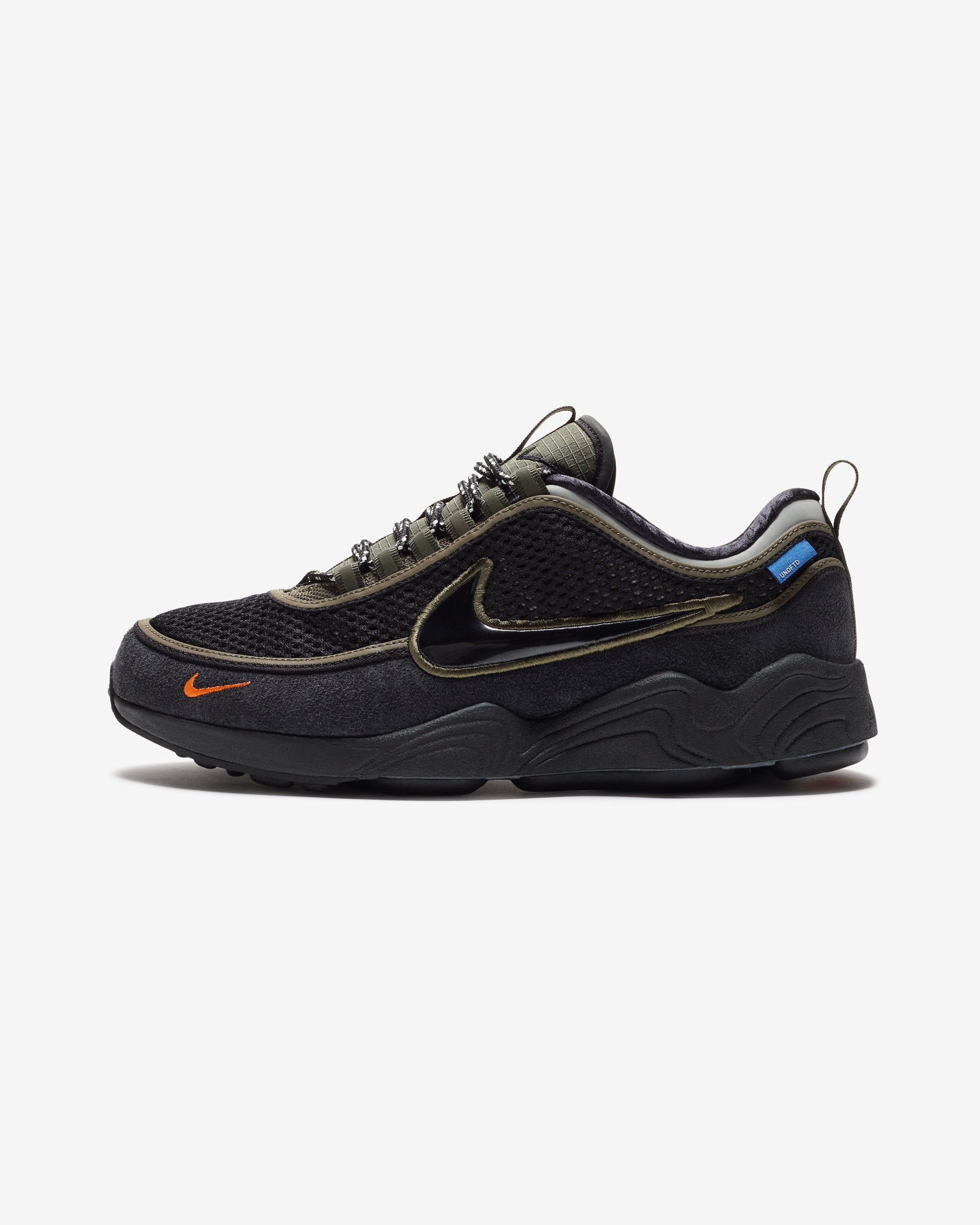 UNDEFEATED X NIKE AIR ZOOM SPIRIDON - CARGOKHAKI/ BLACK