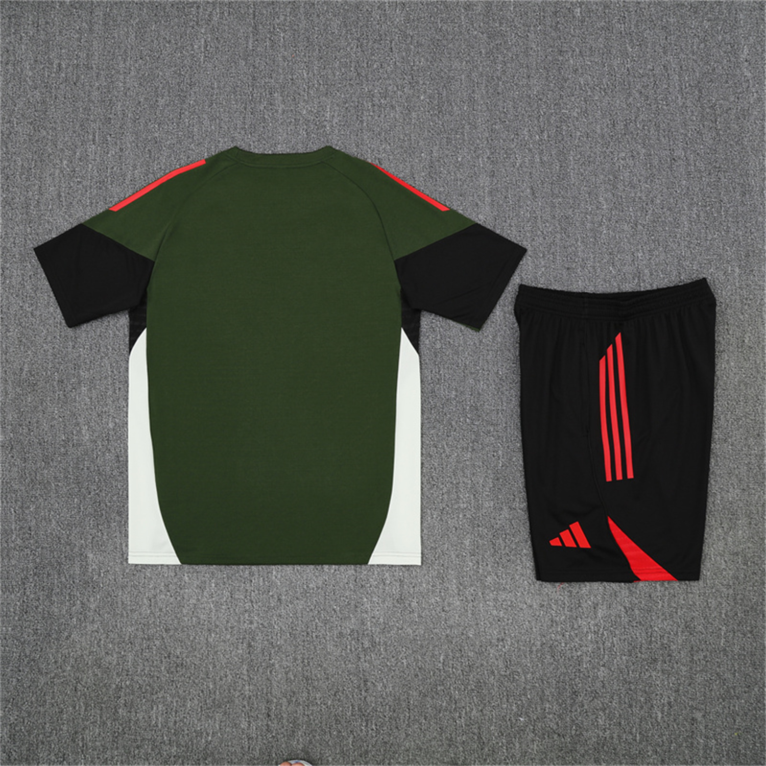 UltraTrikot-Bayern Munich 25-26 Kids Short-Sleeve Training Set - Green Top & Black shorts