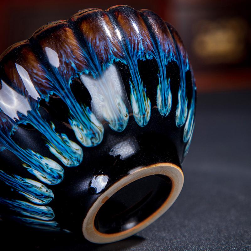 GEEK BAR-https://www.hot-toy.com/