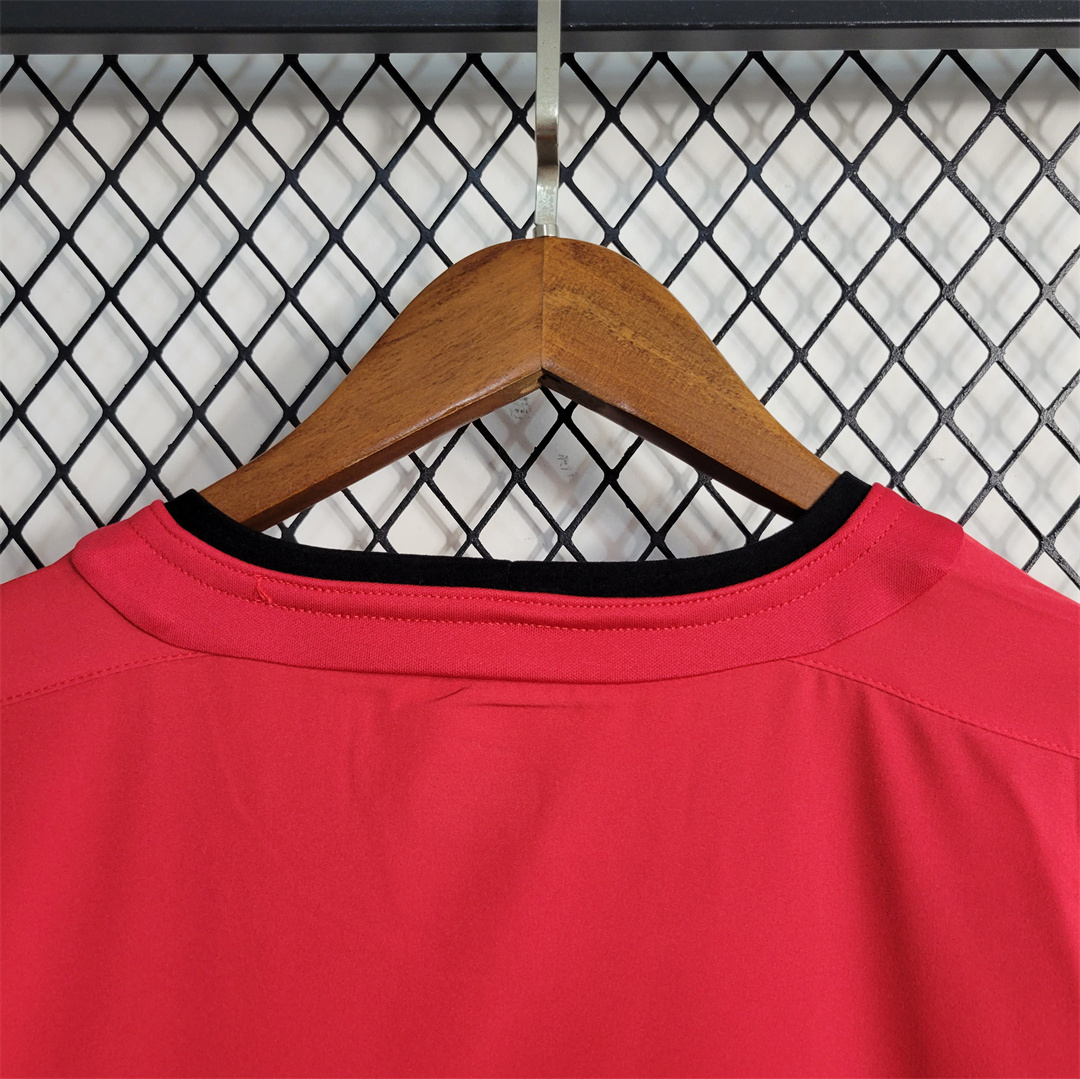 Higojerseys-Retro Manchester United 02-04 Home Jersey