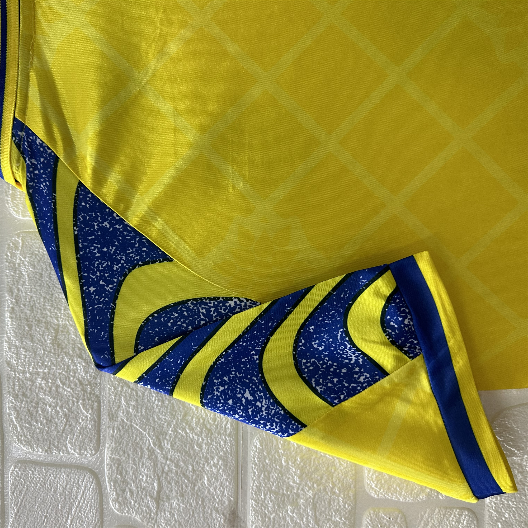 GlobeJersey-Retro Parma 1995-97 Away Jersey - Fans Version