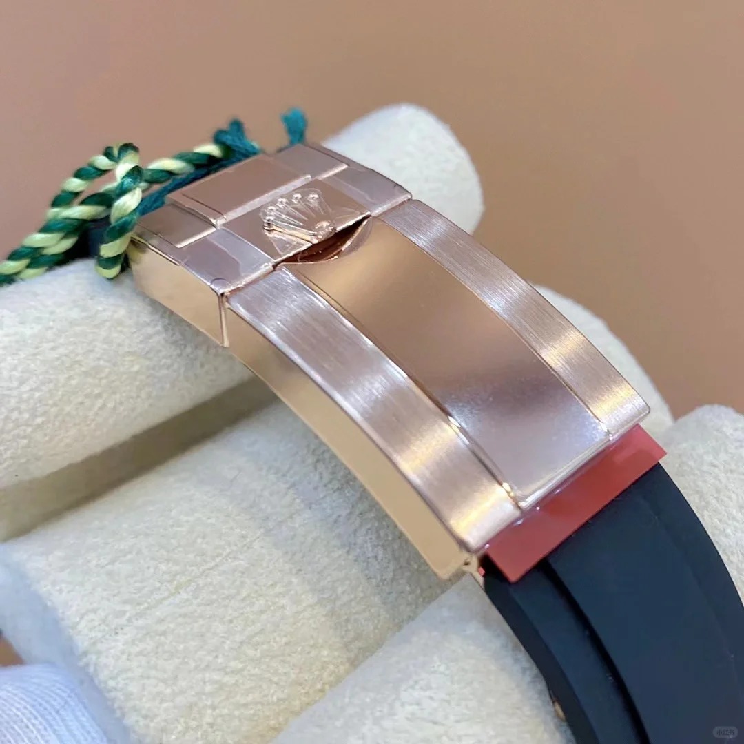 兼职  林炎: luxecystore