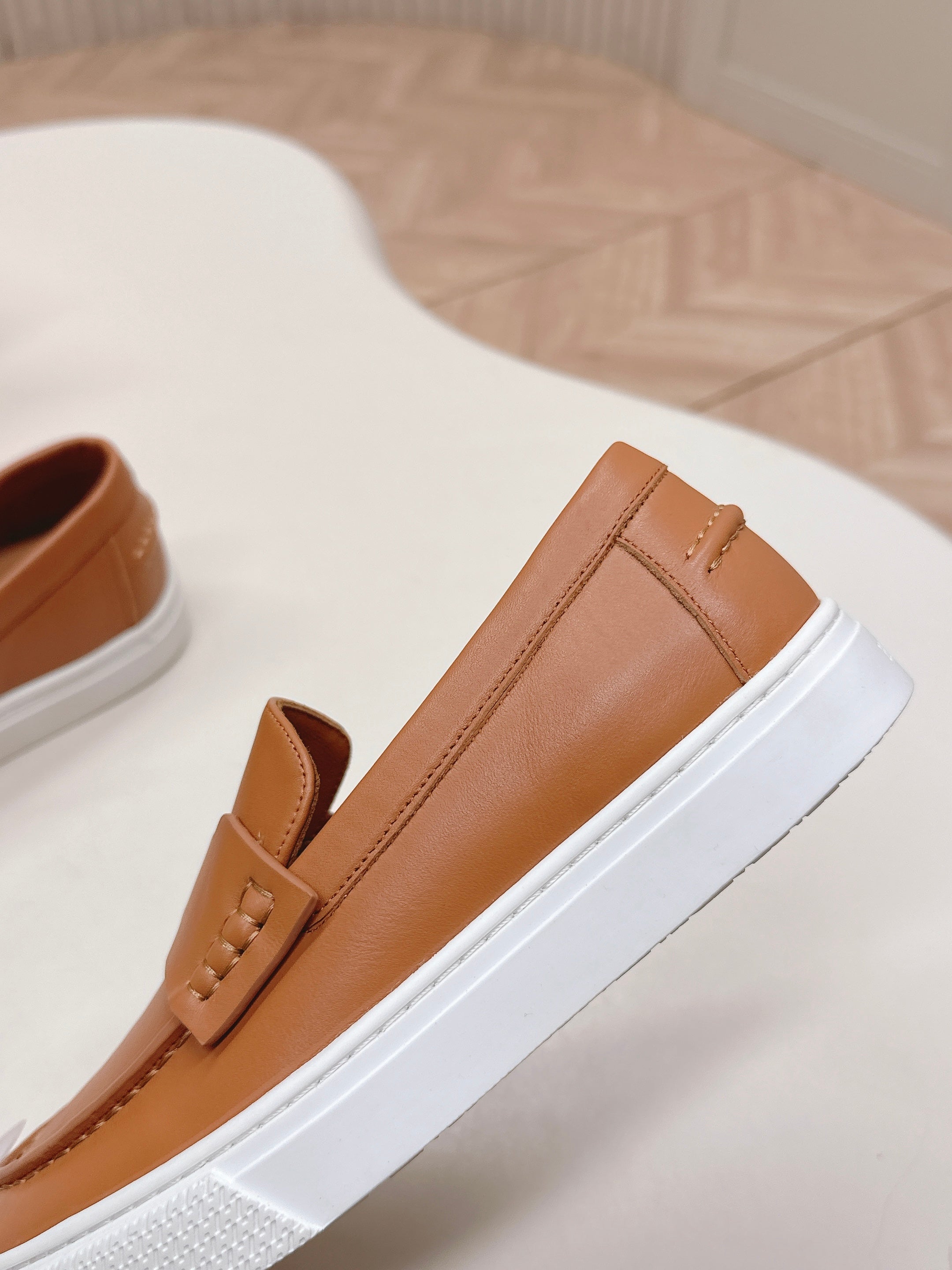 HM 25S SLIP-ON IN BROWN LAMBSKIN、mysite、Cacoeks