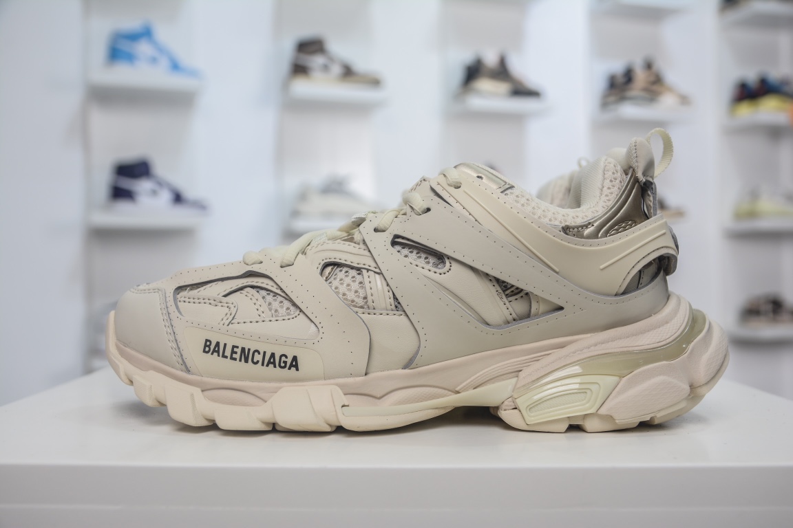 Balenciaga Track Trainer in Beige、mysite、Cacoeks