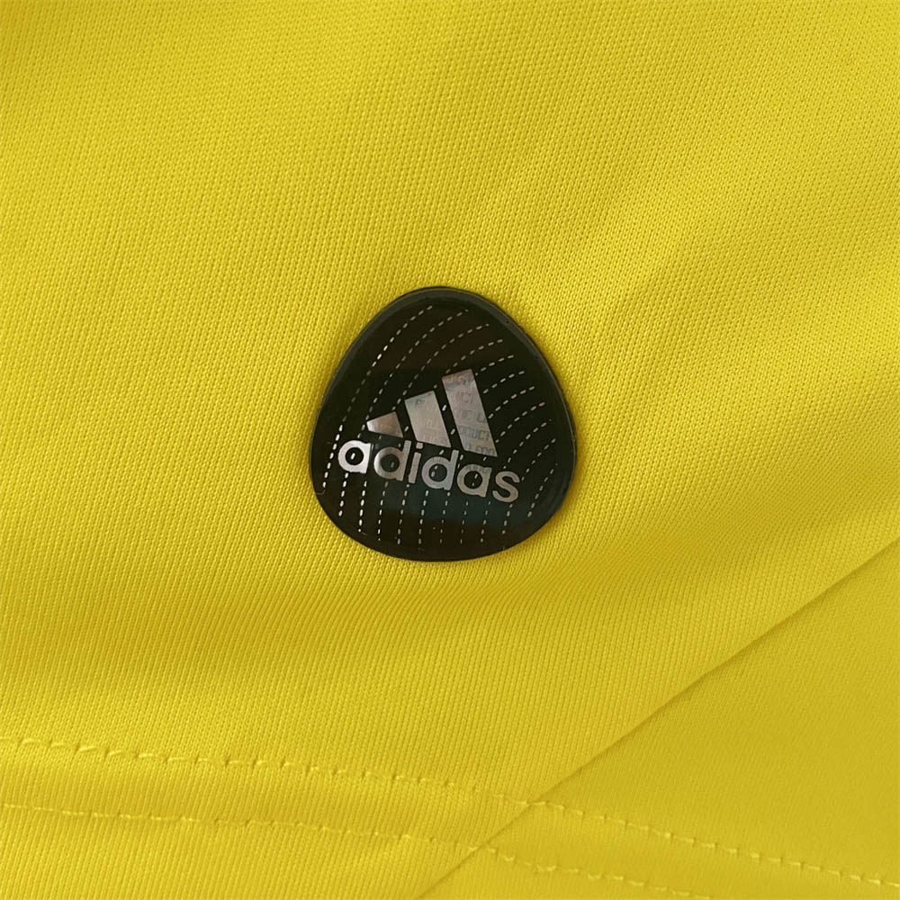2011/2012 Retro Real Madrid Goalkeeper Yellow:football jersey mysite: unitedjerseyfootball 邓江浪:football