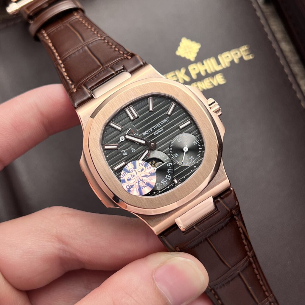 Đồng Hồ Patek Philippe Nautilus 5712R Rep 11 Dây Da GRF (1)
