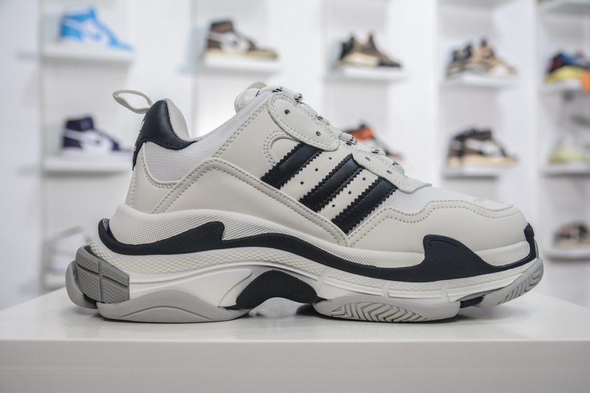 Balenciaga Triple S Sneaker x Adidas in White、mysite、Cacoeks