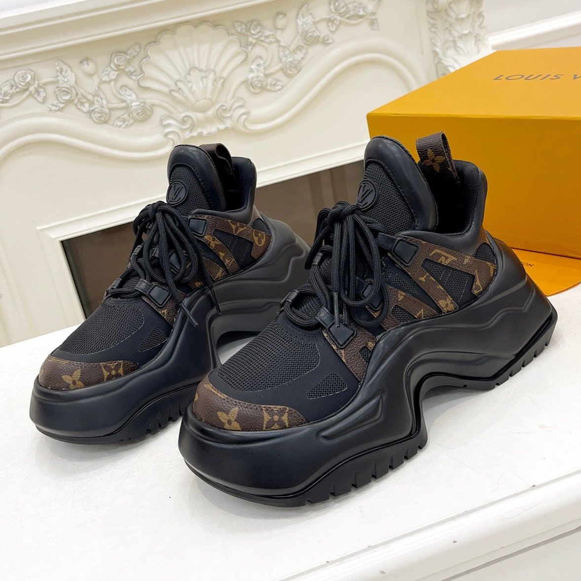 LV ARCHLIGHT 2.0 PLATFORM SNEAKER IN BLACK MIX CHOCOLATE BROWN MIX OF MATERIALS、mysite、Cacoeks