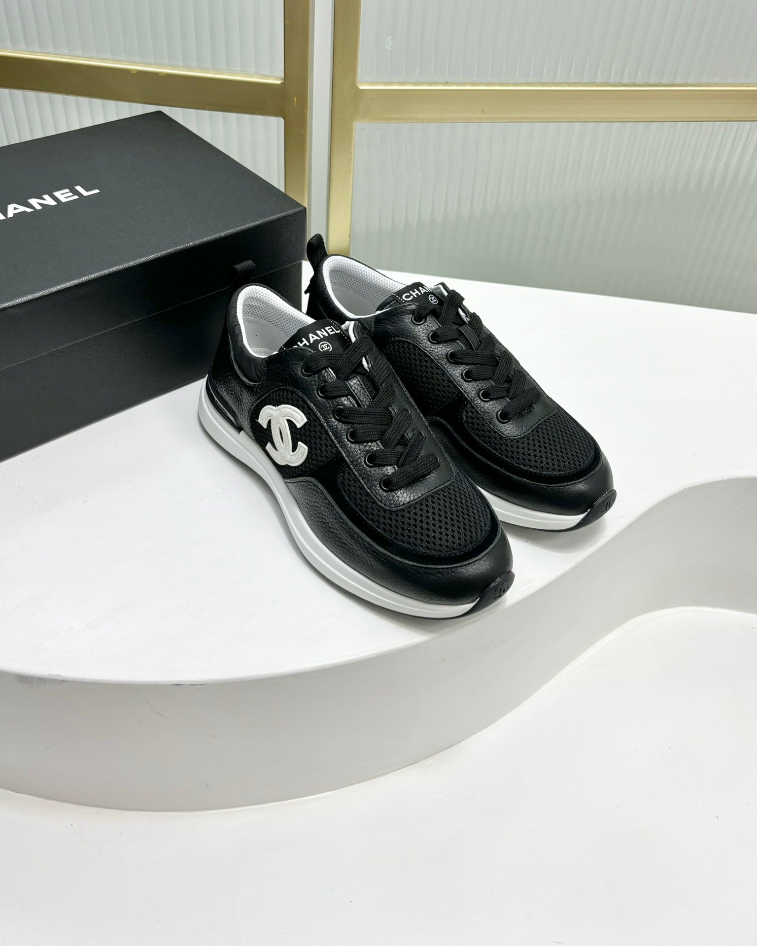 SNEAKER IN BLACK SUEDE WITH WHITE LOGO、mysite、Cacoeks