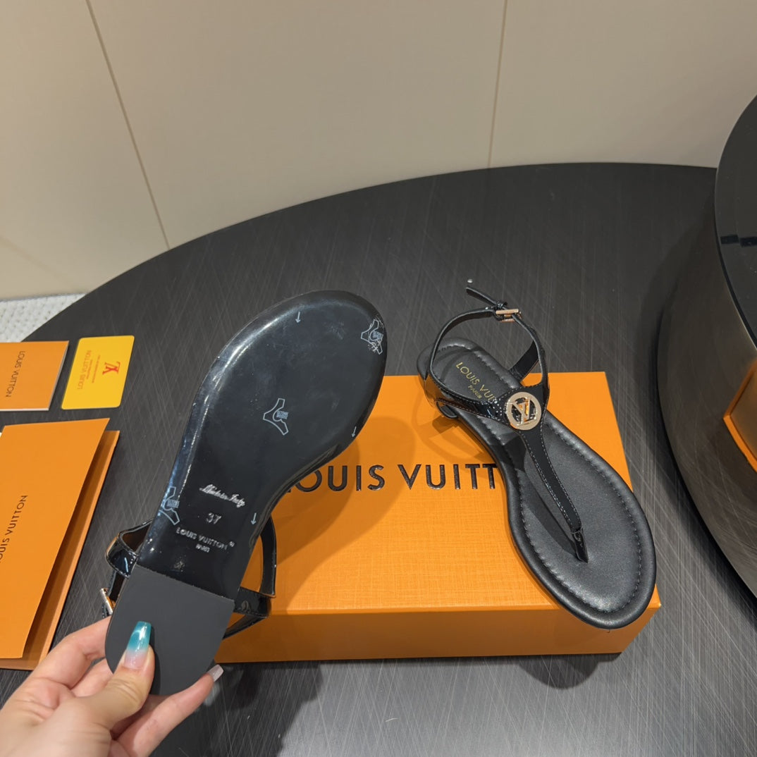 LV THONG SANDALS 25S IN BLACK CALFSKIN WITH GOLD HARDWARE、mysite、Cacoeks