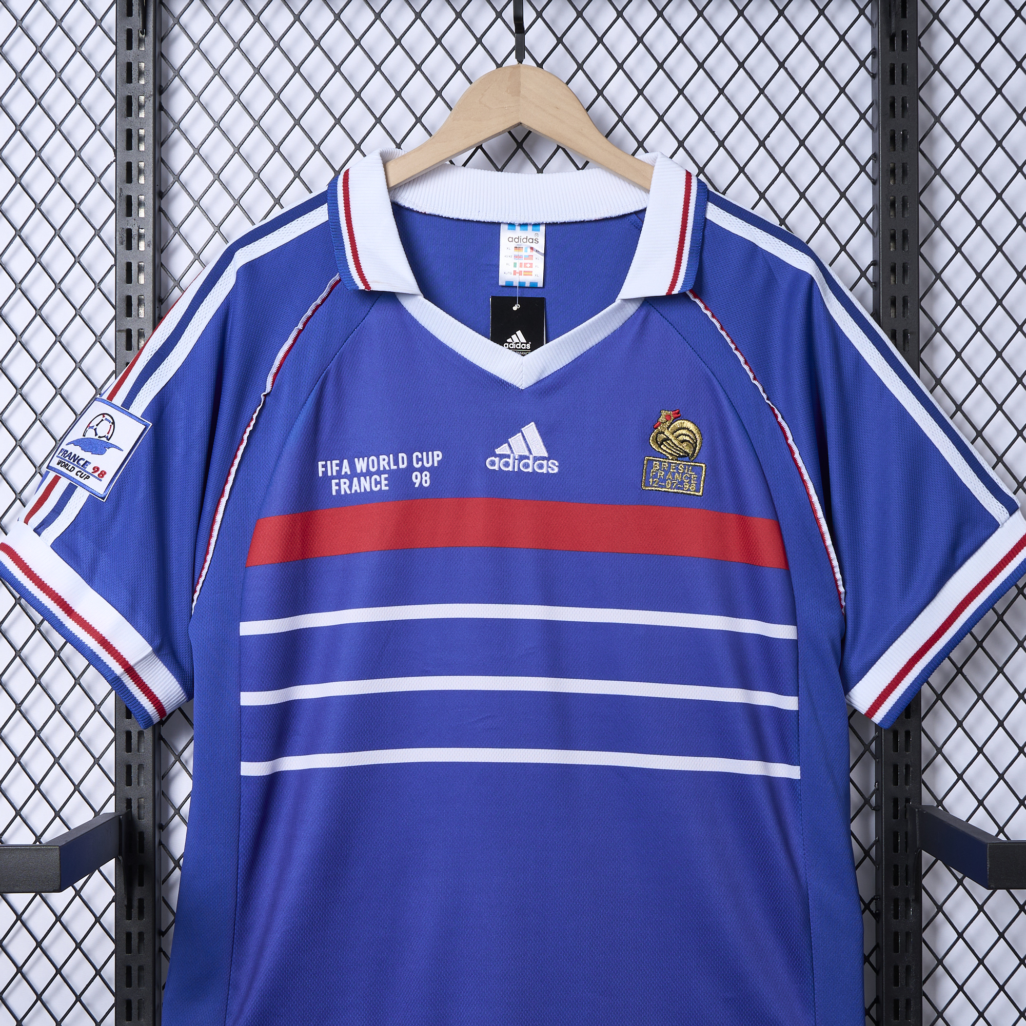 Higojerseys-Retro France 1998 Home Stadium Jersey (with 1998 World Cup mark on right chest)