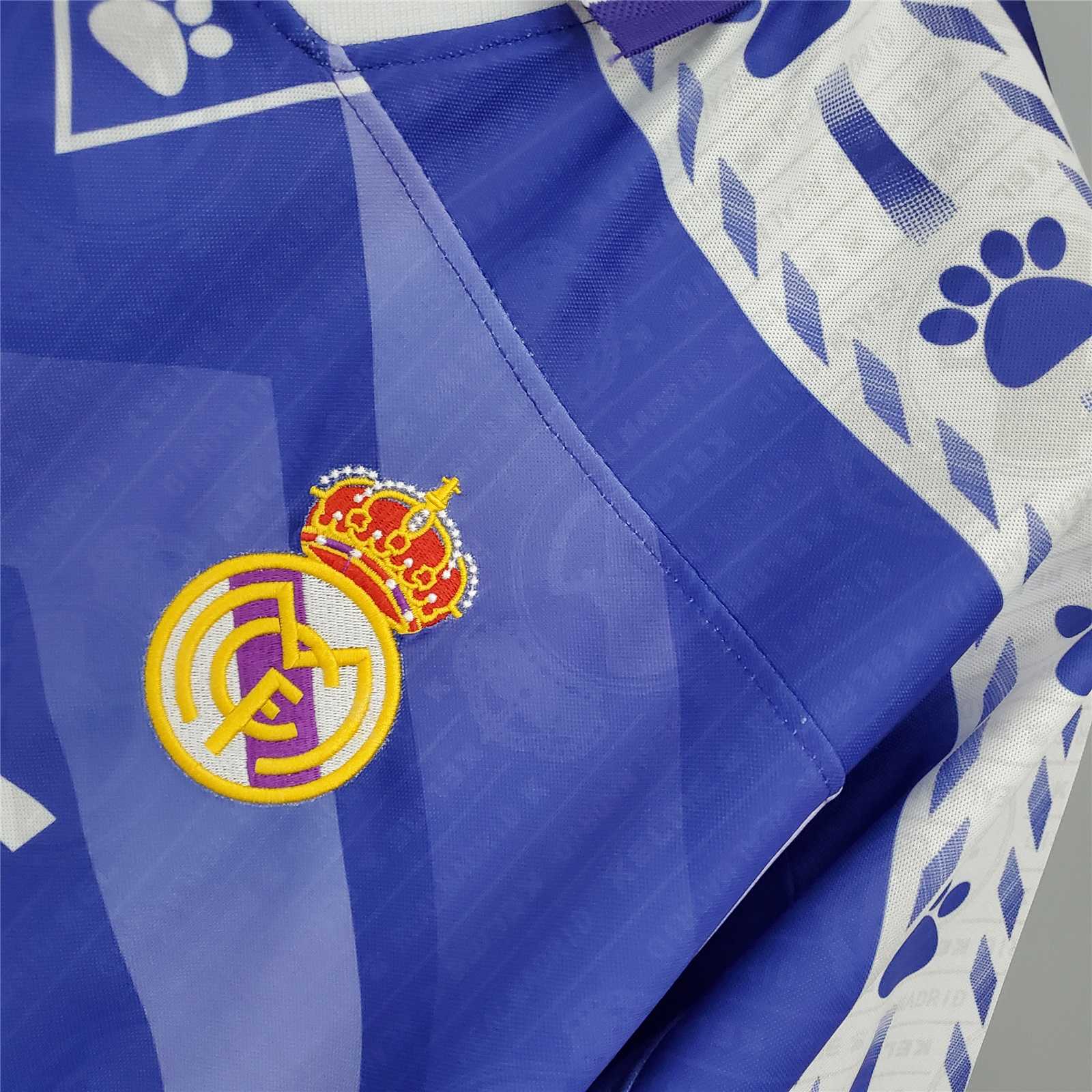 ManixJersey.com | Real Madrid Retro 96-97 Away Jersey -Customize Name, Number and Patch | Worldwide Shipping