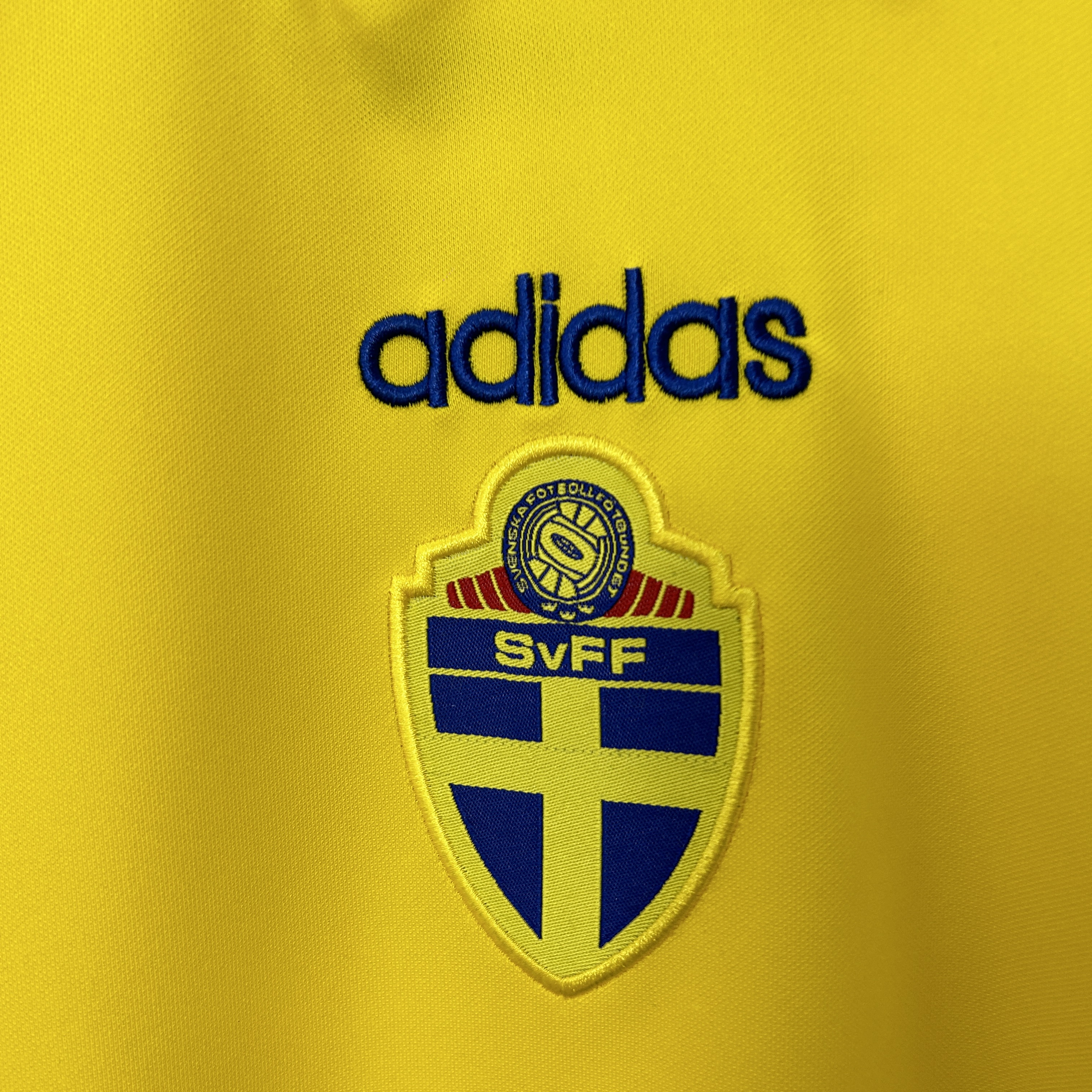GlobeJersey-Retro Sweden 1994 Home Jersey