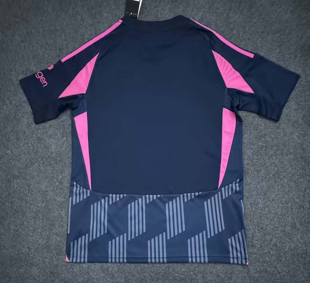 2024/2025 Nottingham Forest Away Football Shirt 1:1 Thai Quality:football jersey mysite: unitedjerseyfootball 邓江浪:football