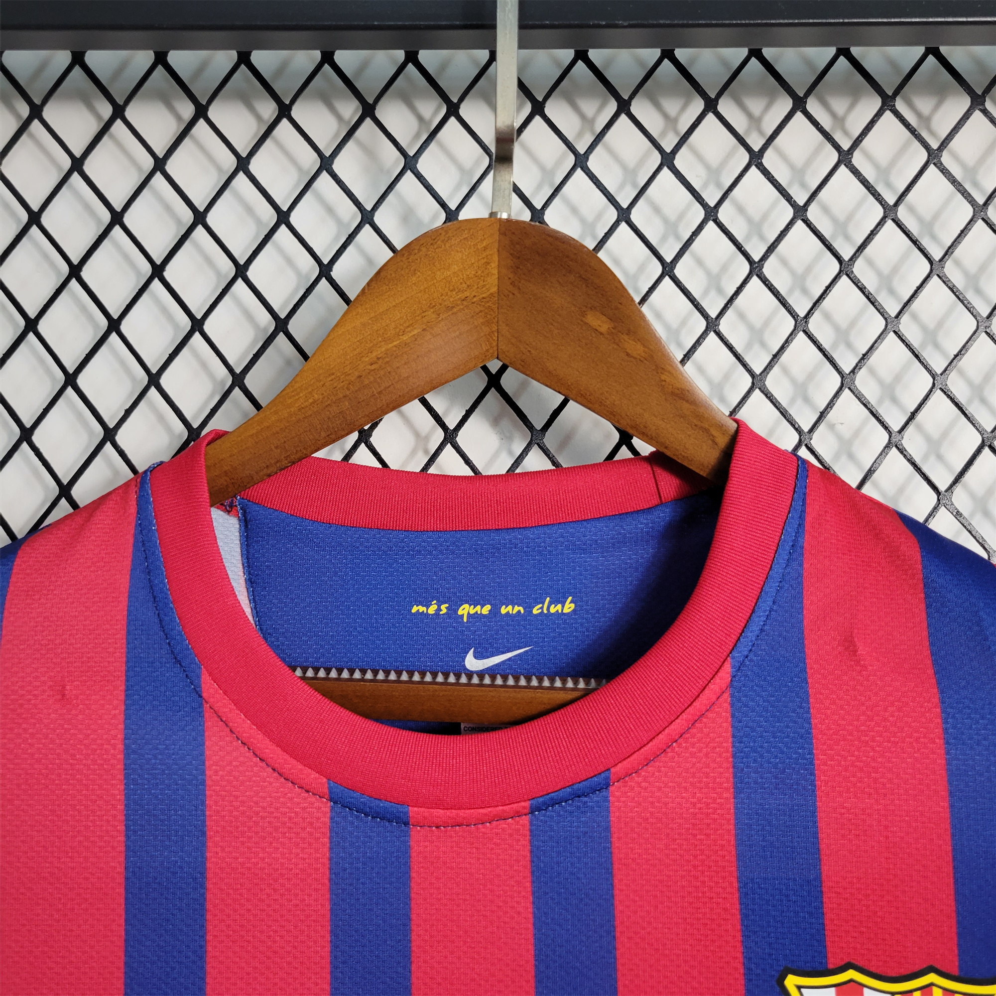 GlobeJersey-Retro Barcelona 11-12 Home Stadium Long Sleeve Jersey