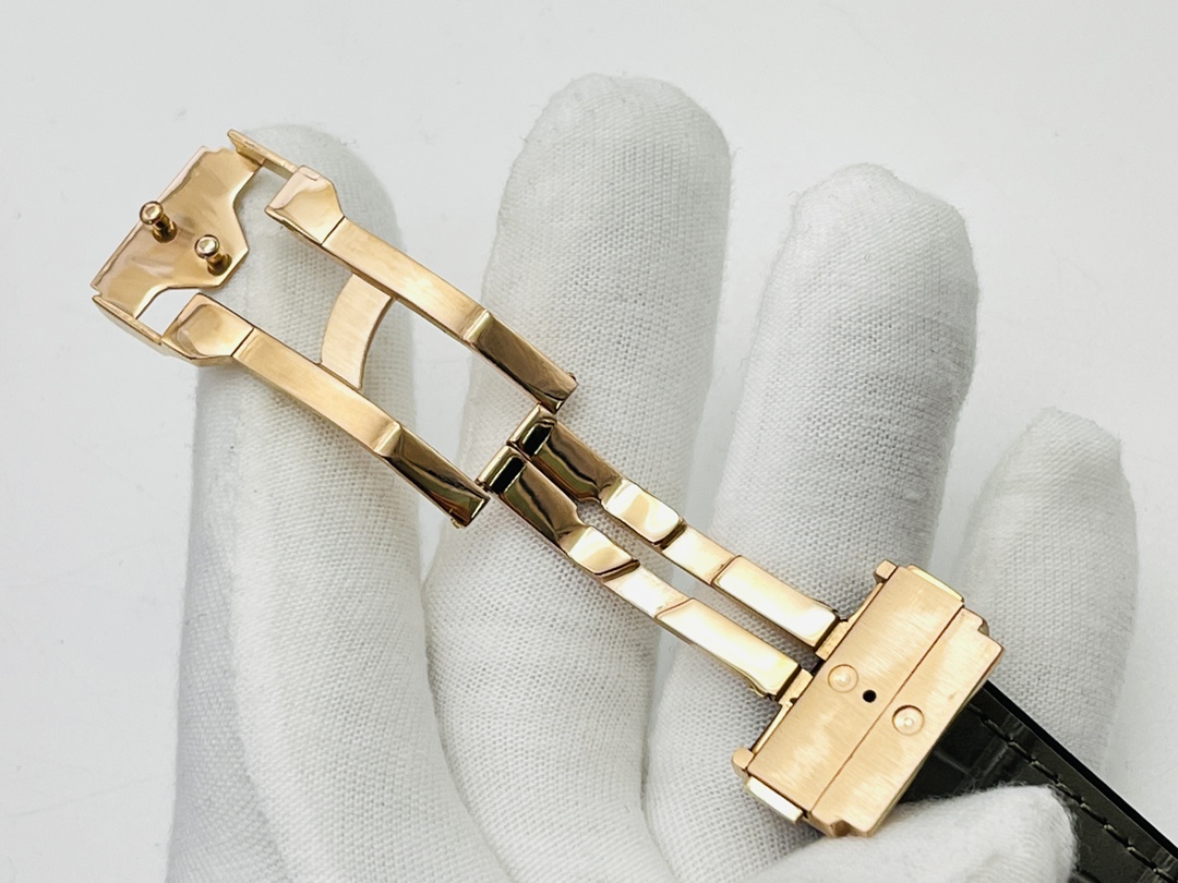 Hublot Classic Fusion 542.OX.1181.LR.1704 42mm-fasswatch