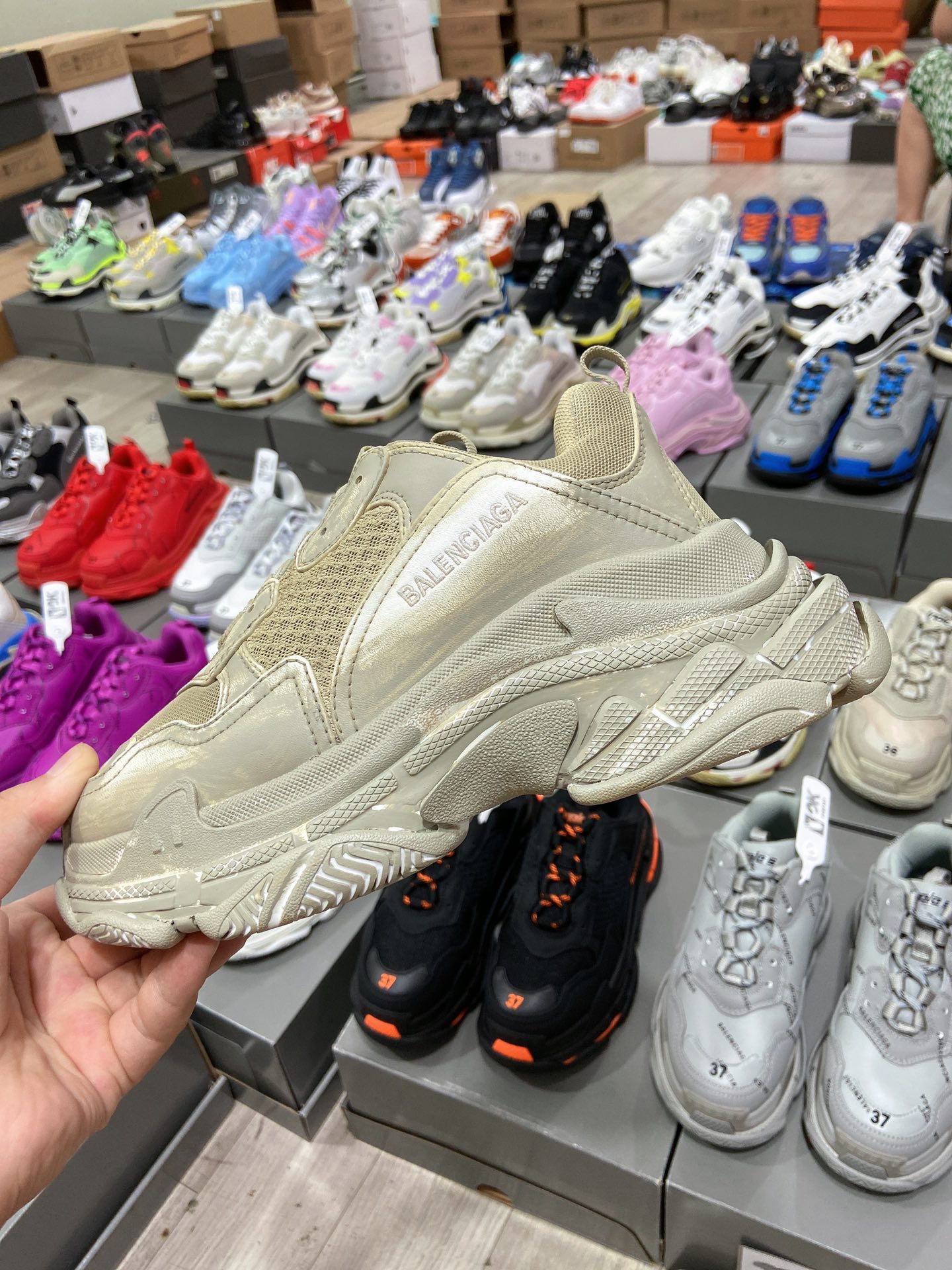 Balenciaga Triple S Sneaker in Faded Beige、mysite、Cacoeks