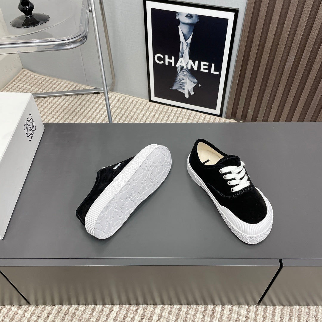 TERRA VULCA LACE-UP SNEAKER IN BLACK SUEDE、mysite、Cacoeks