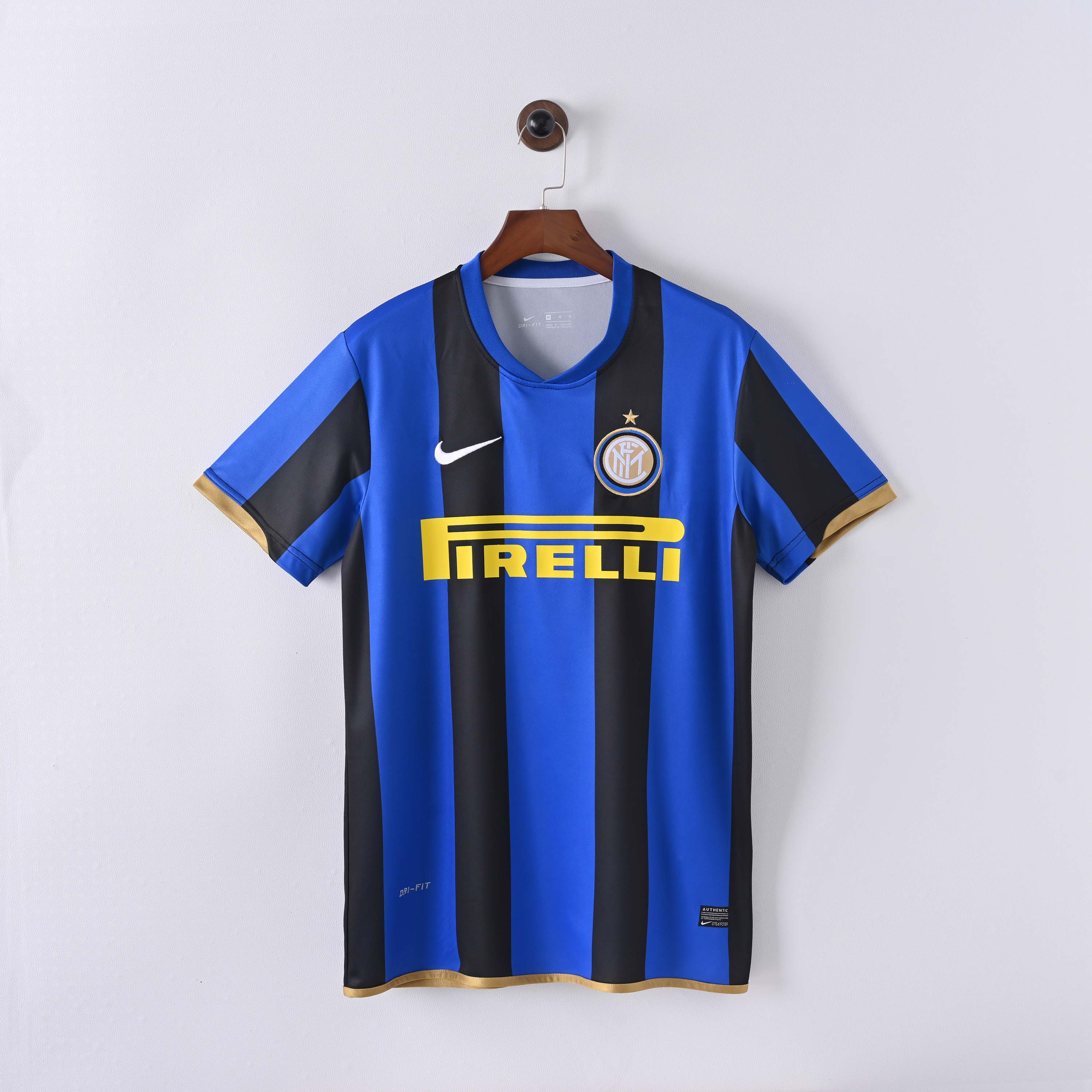 2008/2009 Retro Internazionale Milan Home Football Jersey 1:1 Thai Quality:football jersey mysite: unitedjerseyfootball 邓江浪:football