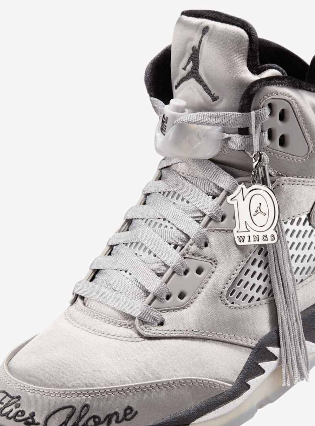 Air Jordan 5 Retro Wings (2025)、JORDAN、Cacoeks