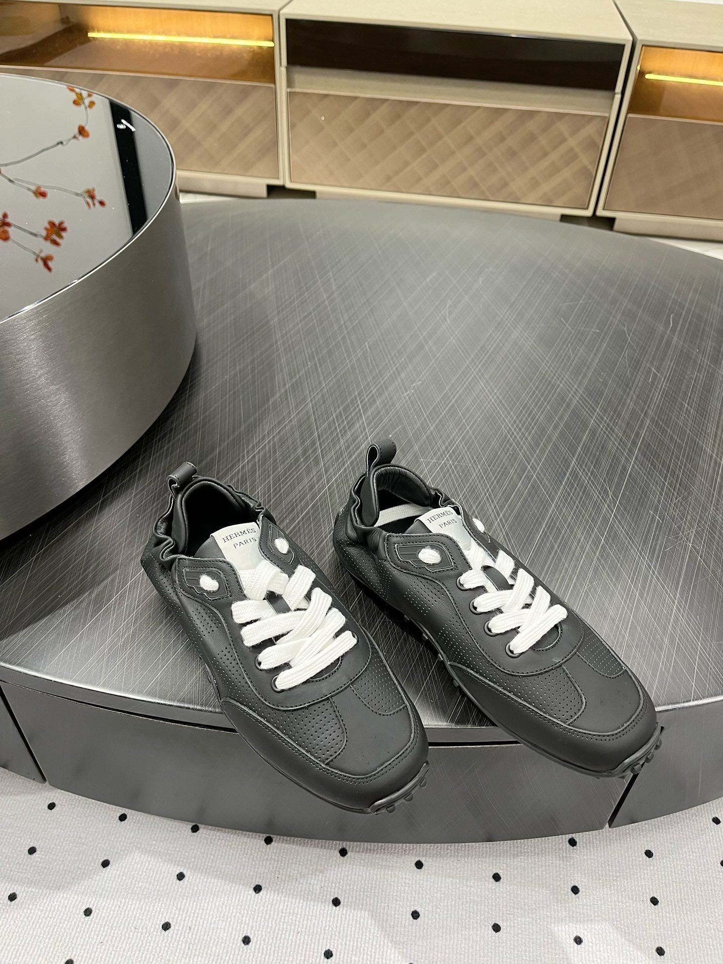 TRAIL SNEAKER IN BLACK CALFSKIN、mysite、Cacoeks