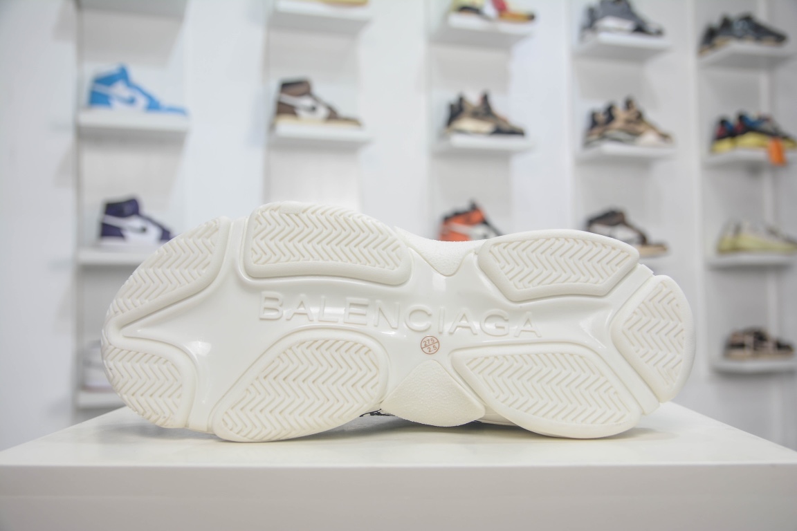 Balenciaga Triple S Logotype Sneaker in White、mysite、Cacoeks