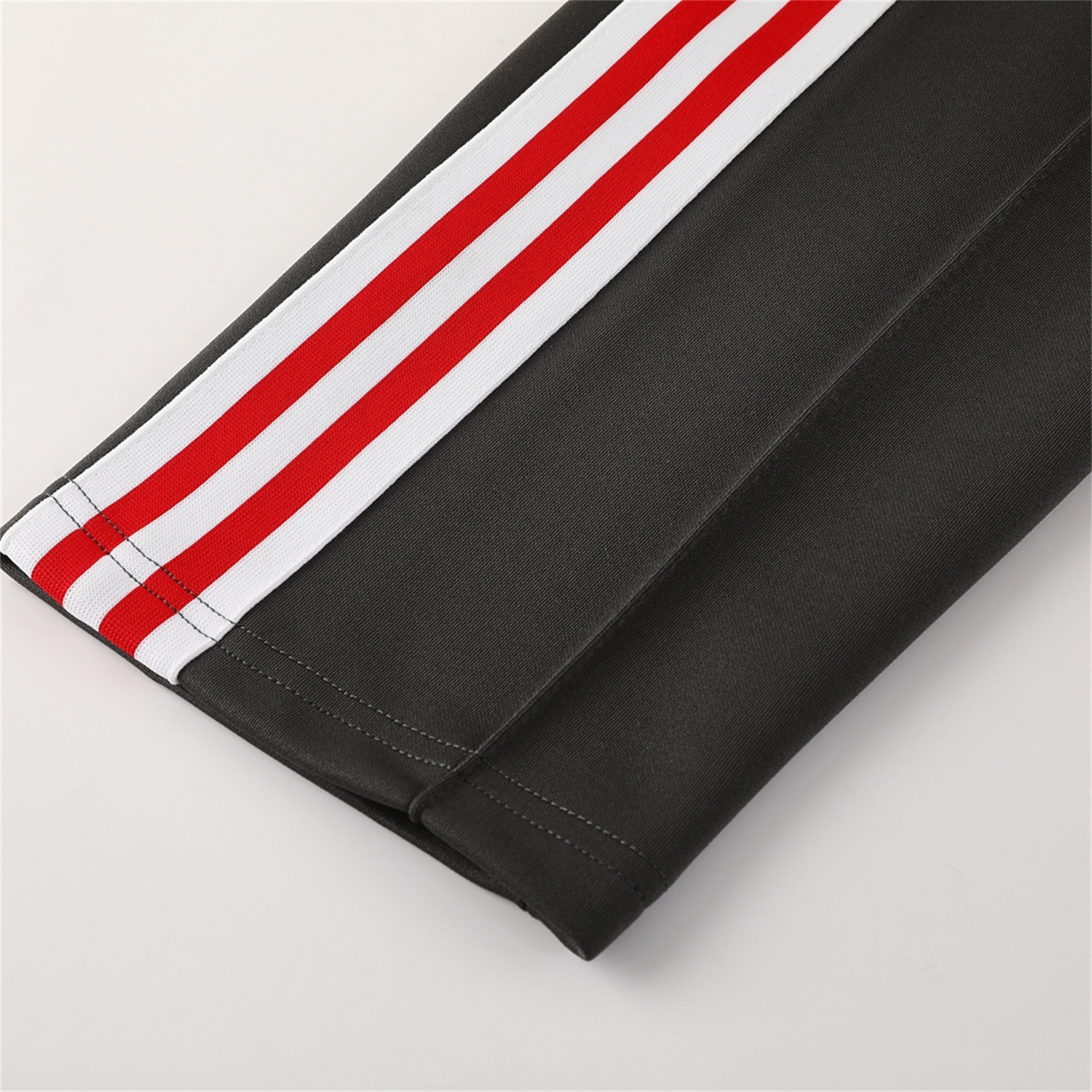 foot-Manchester United 24-25 Throwback Jacket Training Tracksuit - Red Jackets & Grey Pants