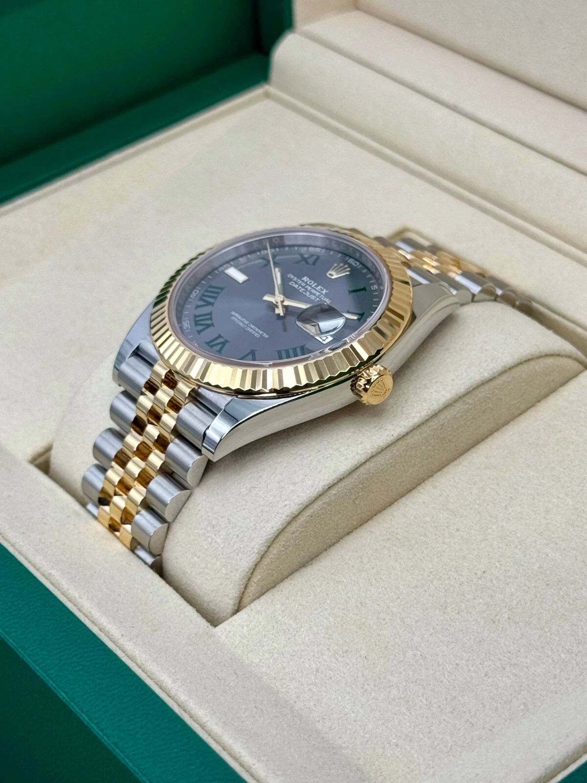 Rolex Datejust 36mm Super Clone Swiss Watch Yellow Rolesor Jubilee Bracelet White Mother of Pearl Dial Ref M126333-0020-3235 Swiss Movement