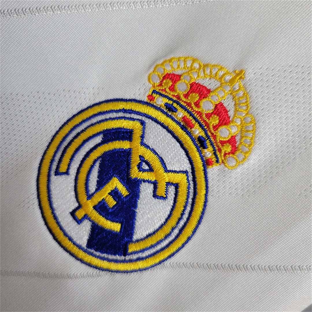 GlobeJersey-Real Madrid Retro 17-18 Home Long Sleeve Shirt