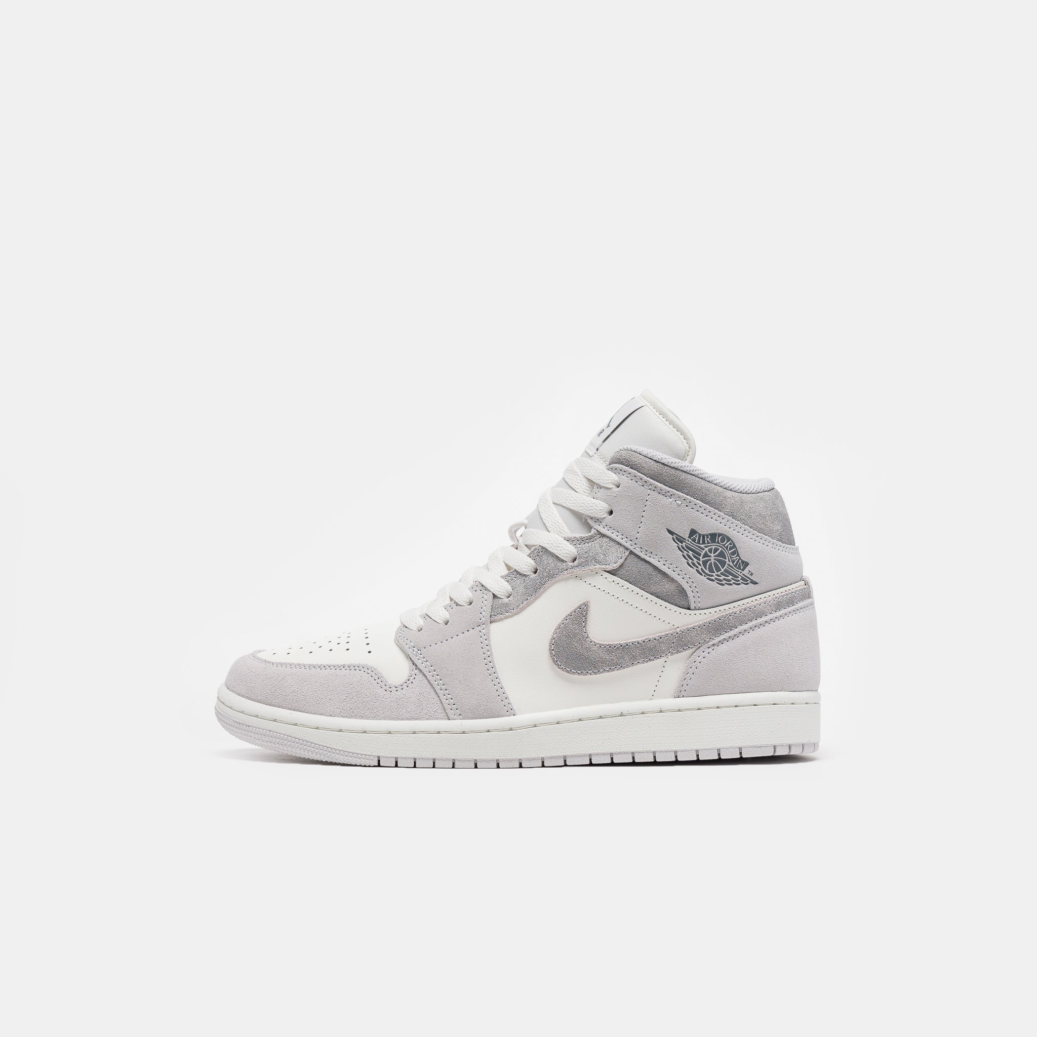 Air Jordan 1 Mid SE Sneaker in Neutral Grey/Smoke Grey/Sail