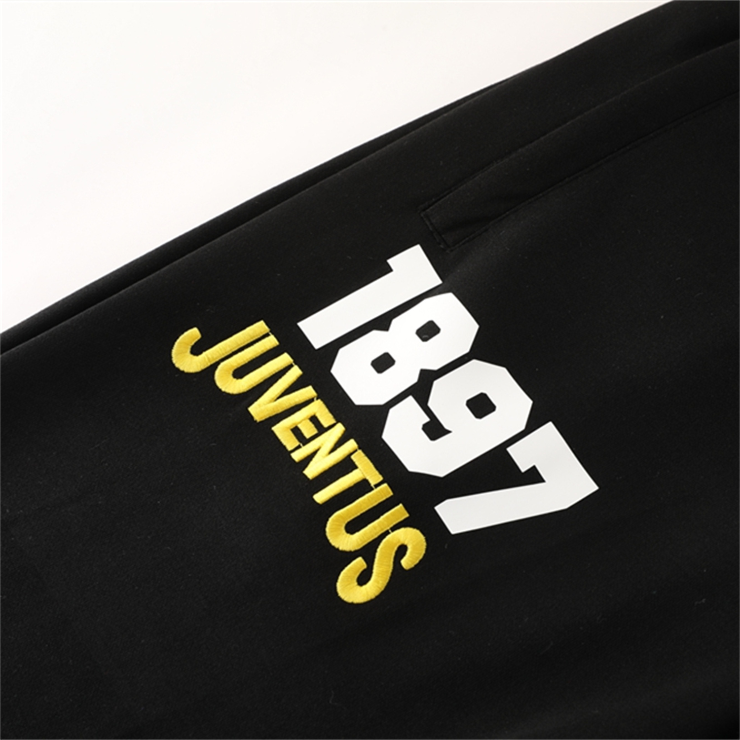 UltraTrikot-Juventus 25-26 Originals Varsity Hoodie Set - Black Hoodie and Pants