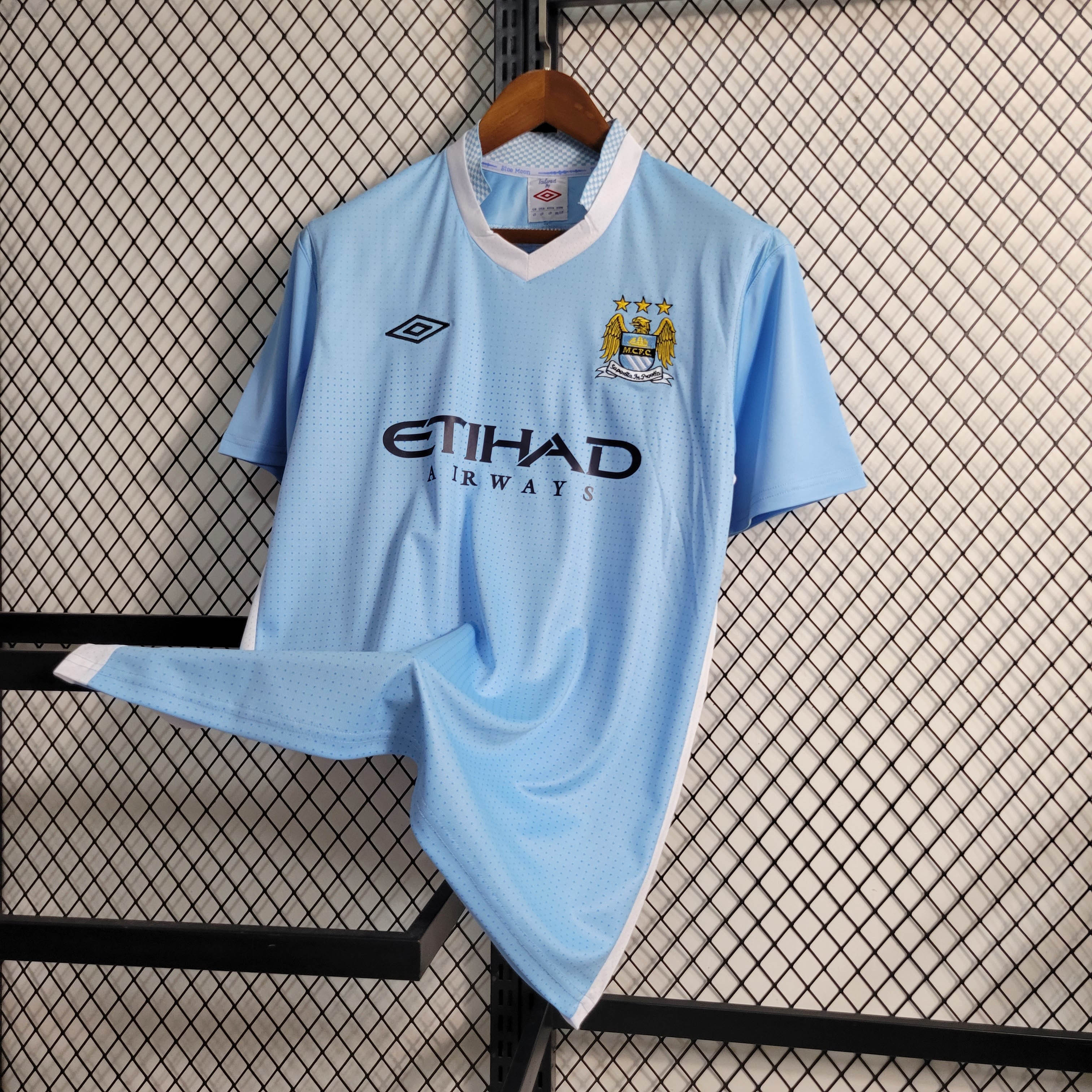 2011/2012 Retro Manchester City Home Football Shirt 1:1 Thai Quality:football jersey mysite: unitedjerseyfootball 邓江浪:football