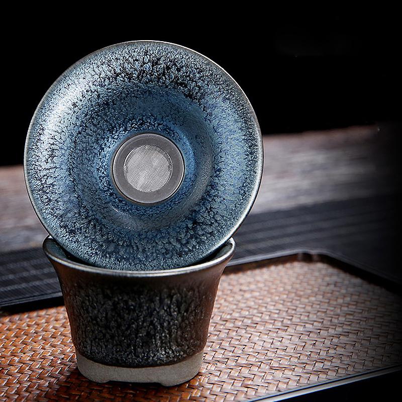 GEEK BAR-https://www.hot-toy.com/