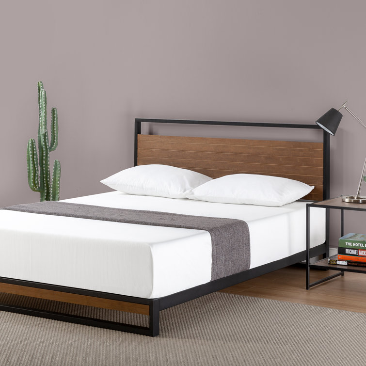 Gurmale Bed