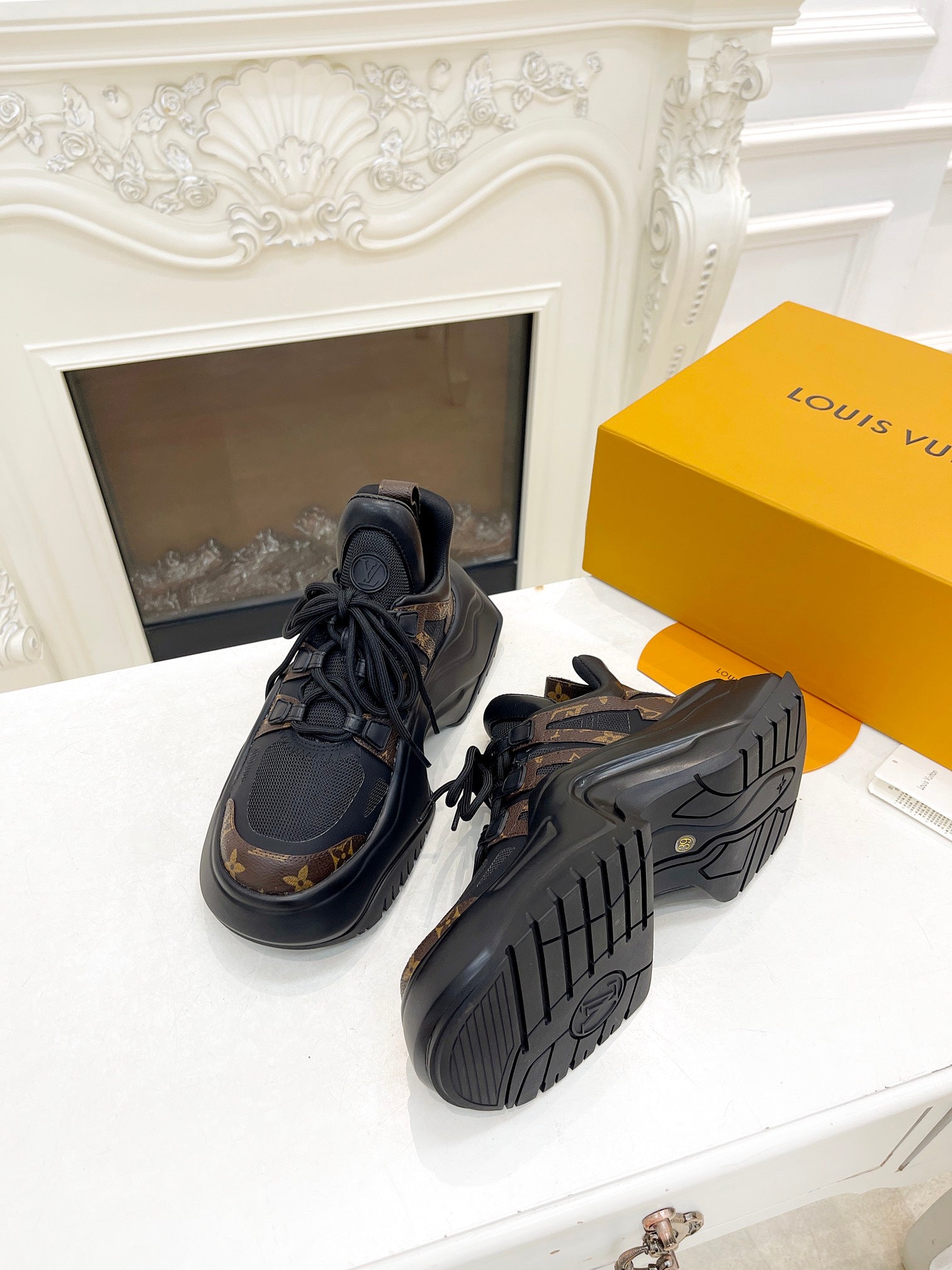 LV ARCHLIGHT 2.0 PLATFORM SNEAKER IN BLACK MIX CHOCOLATE BROWN MIX OF MATERIALS、mysite、Cacoeks