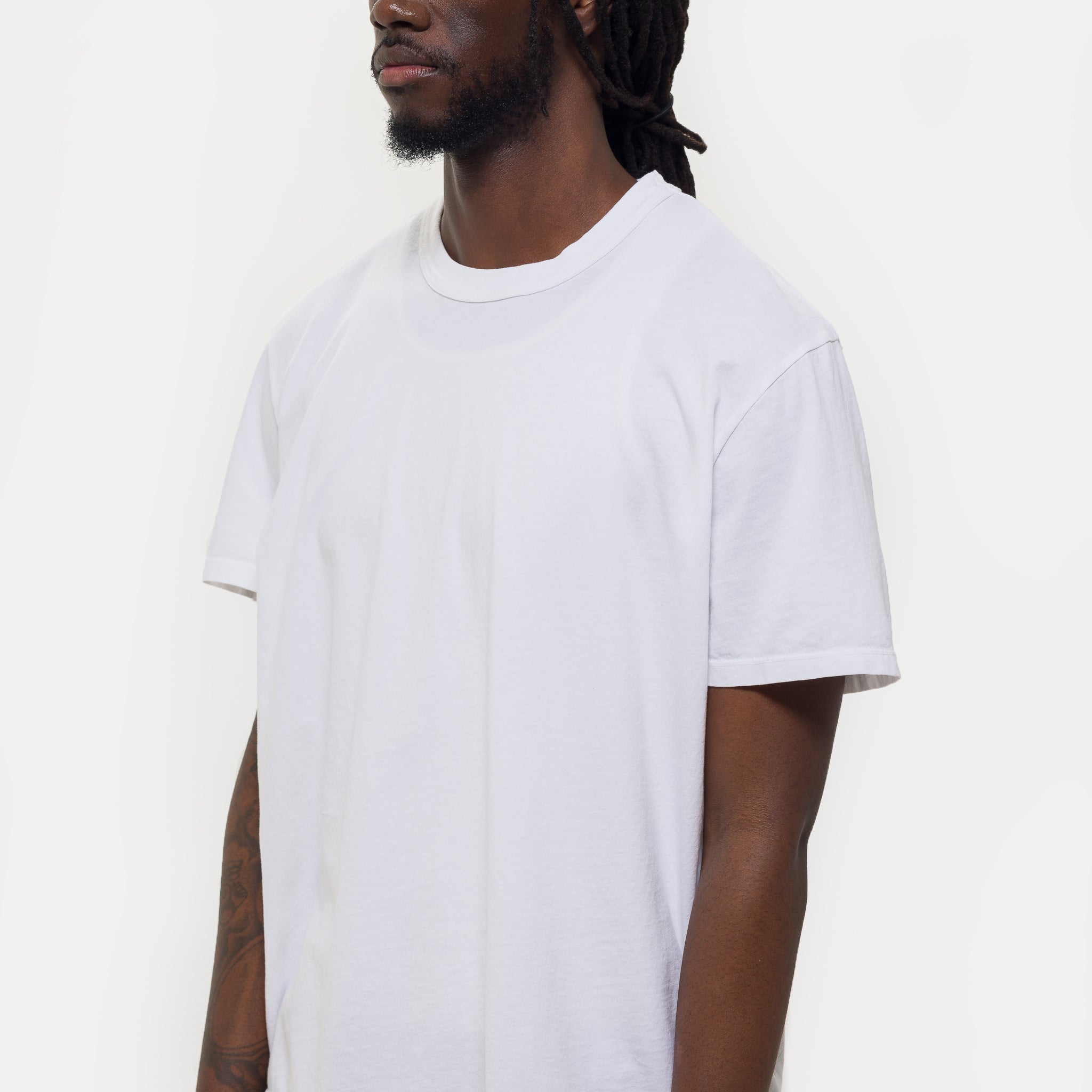 Lightweight Binded Neck T-Shirt in White