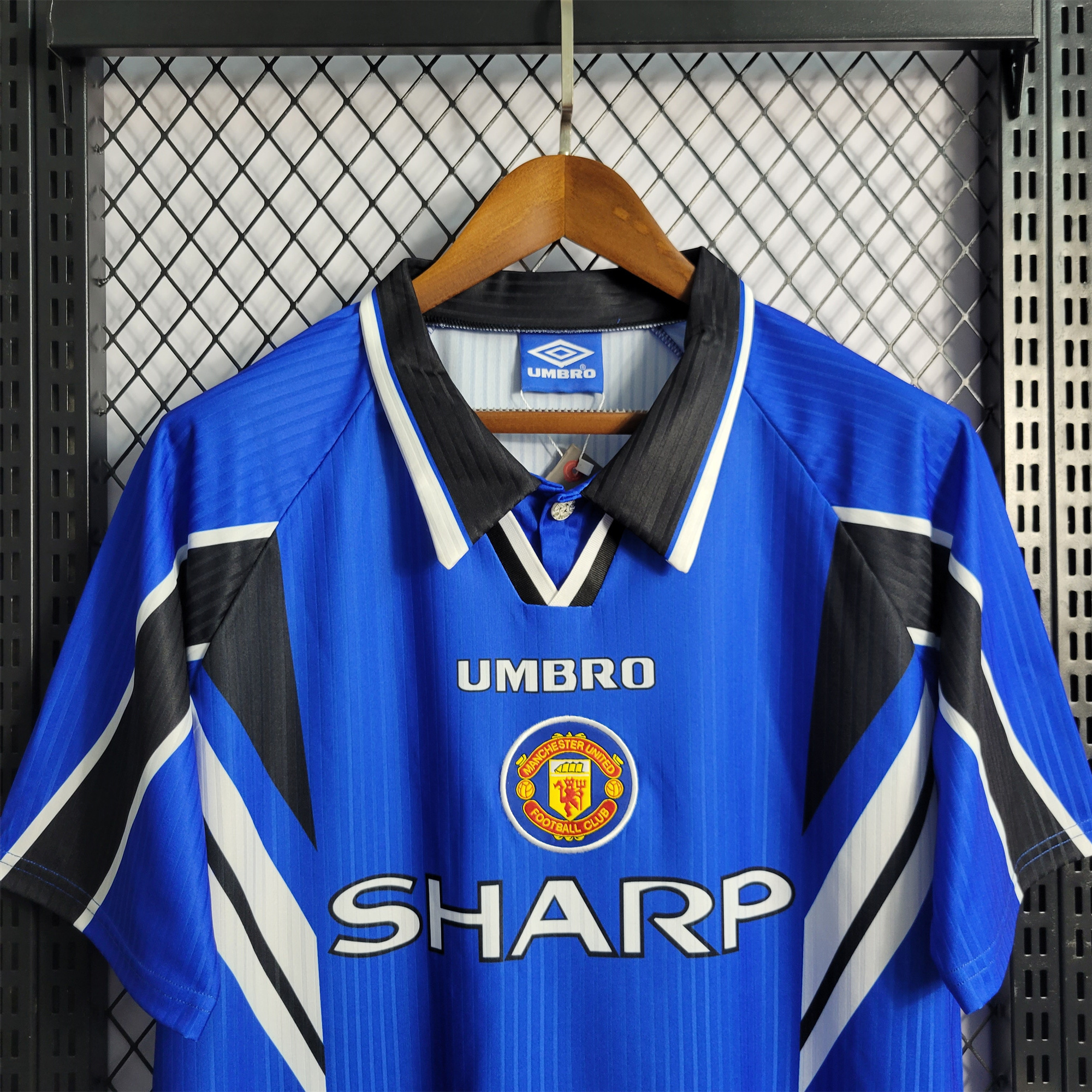 foot-Retro Manchester United 96-97 Third Away Jersey