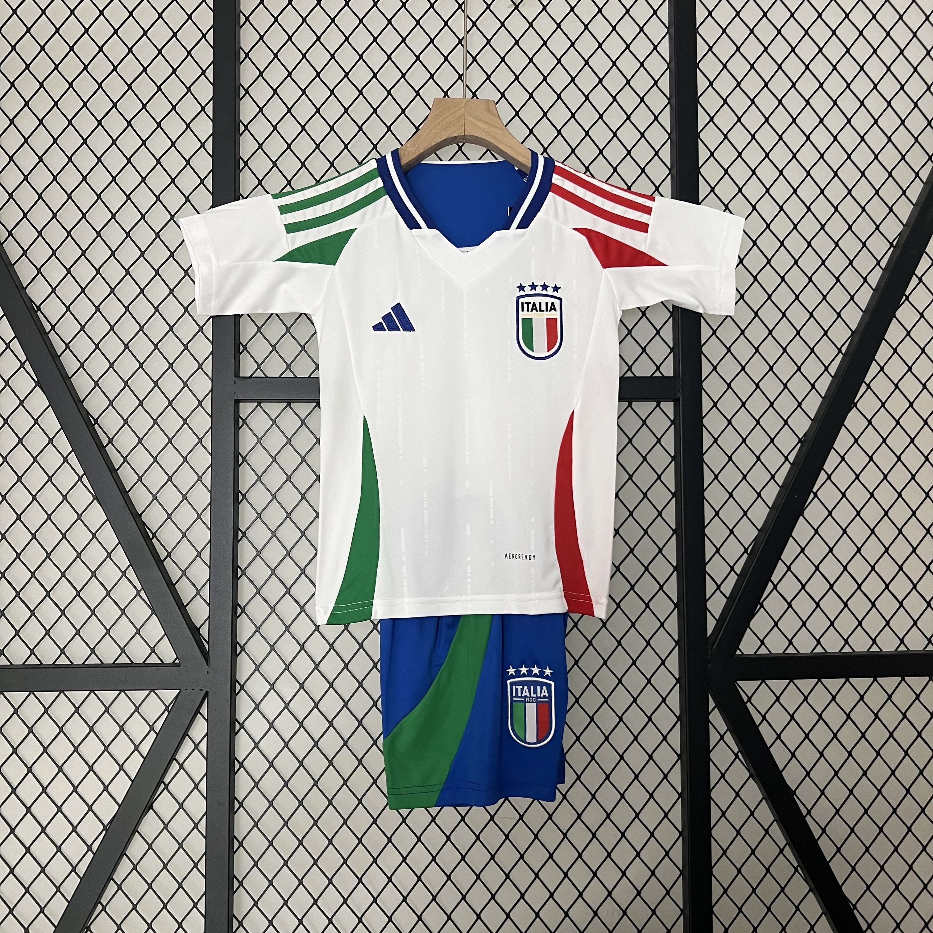 GlobeJersey-Italy 2024 Away Stadium Kids Kit