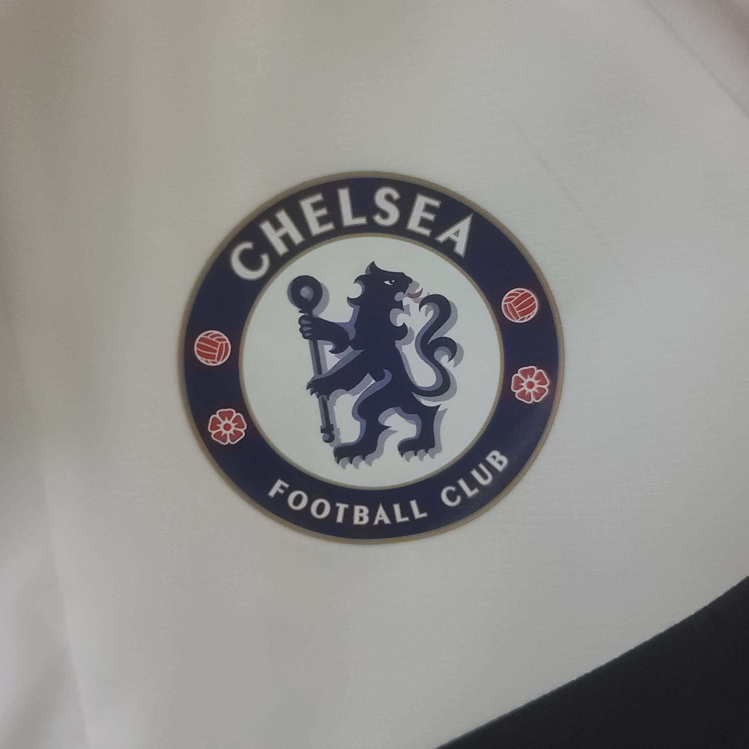 2022 Chelsea Windbreaker White:football jersey mysite: unitedjerseyfootball 邓江浪:football