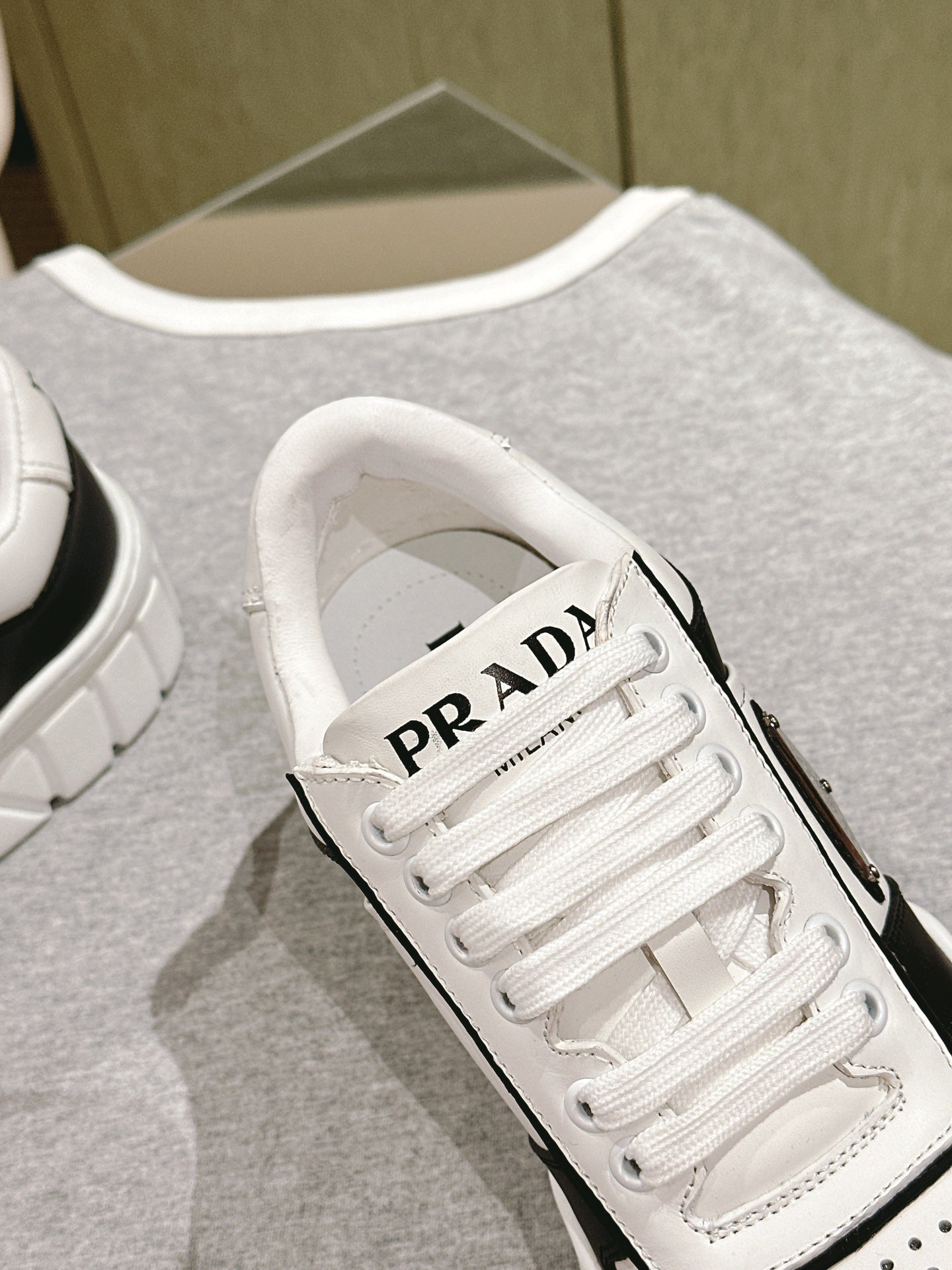 PRA FLATFORM SNEAKERS BLACK AND WHITE CALFSKIN、mysite、Cacoeks