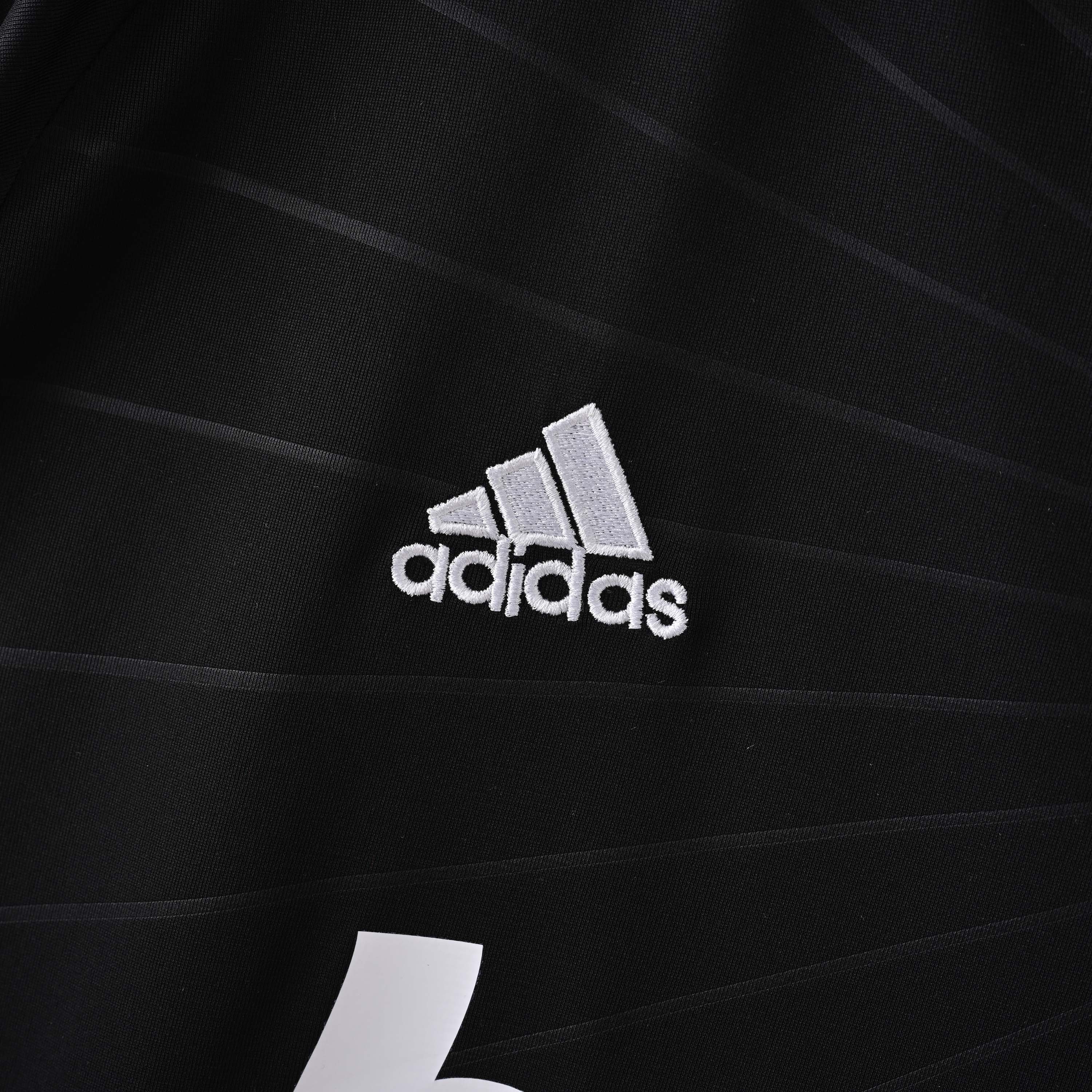 2010/2011 Retro Real Madrid Away Football Shirt 1:1 Thai Quality:football jersey mysite: unitedjerseyfootball 邓江浪:football