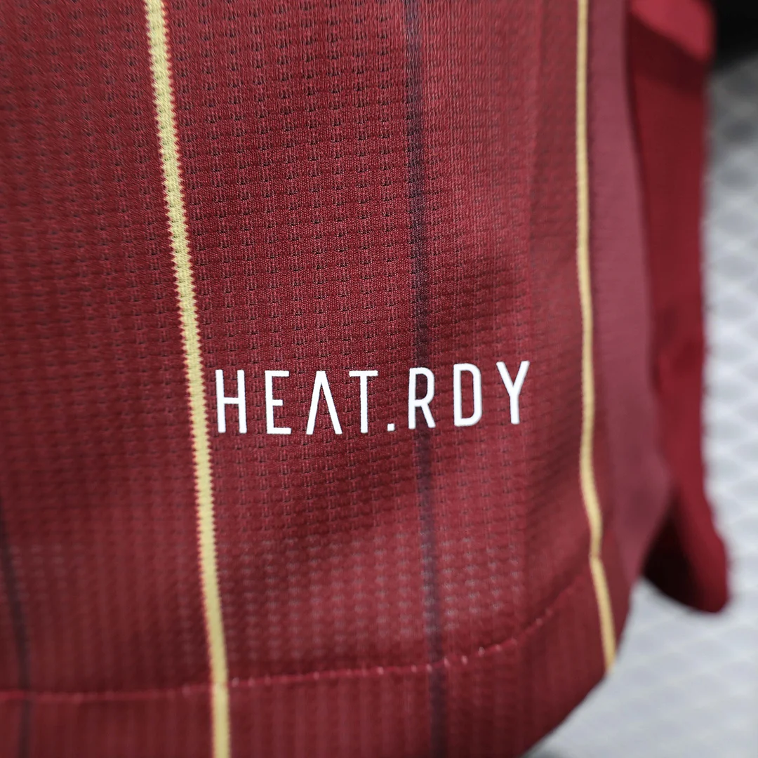 2024/2025 Player Version Roma Home Soccer Jersey 1:1 Thai Quality:football jersey mysite: unitedjerseyfootball 邓江浪:football