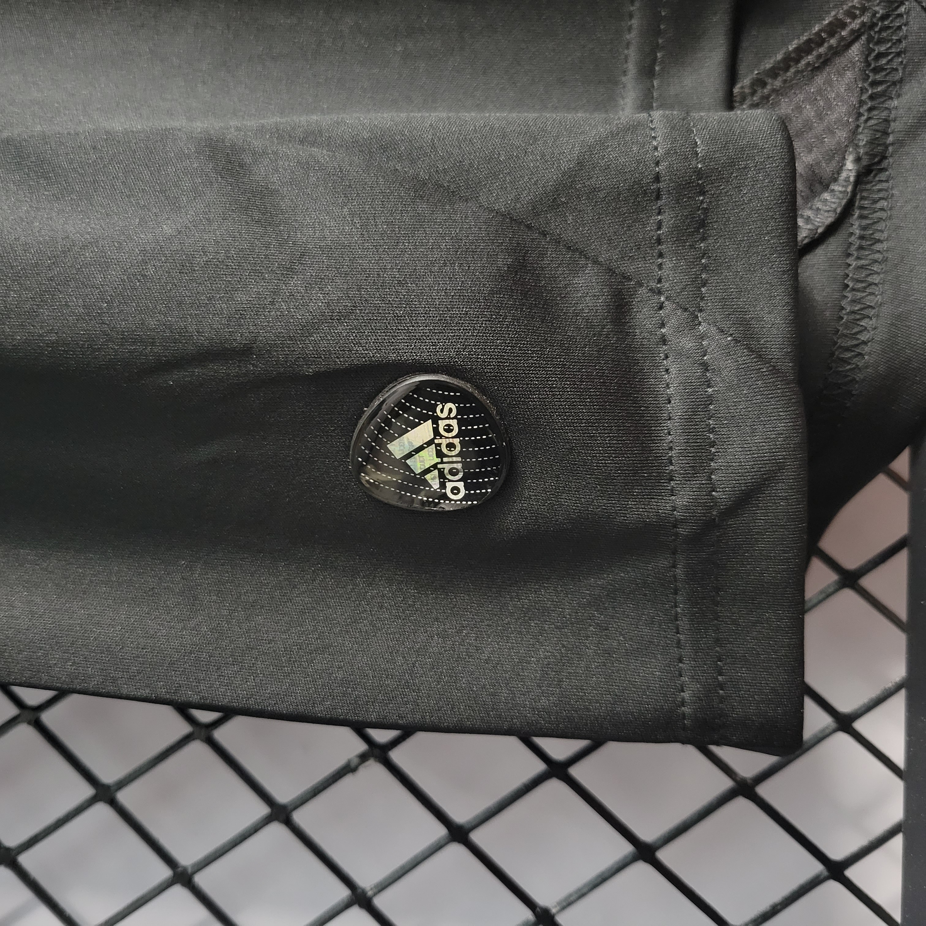 Higojerseys-Retro Real Madrid 11-12 Black Goalkeeper Jersey