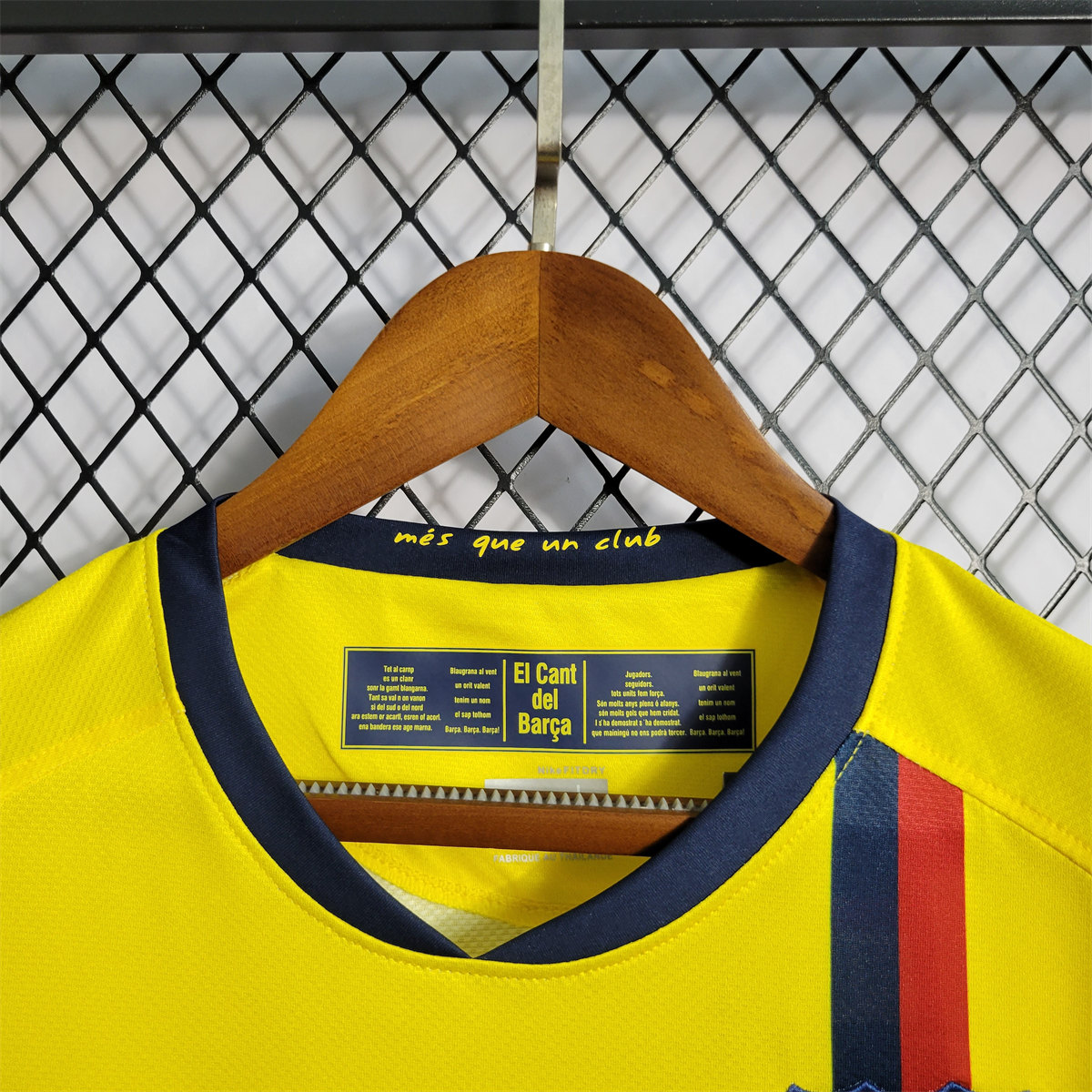 ManixJersey.com | Retro Barcelona 08-09 Away Jersey -Customize Name, Number and Patch | Worldwide Shipping