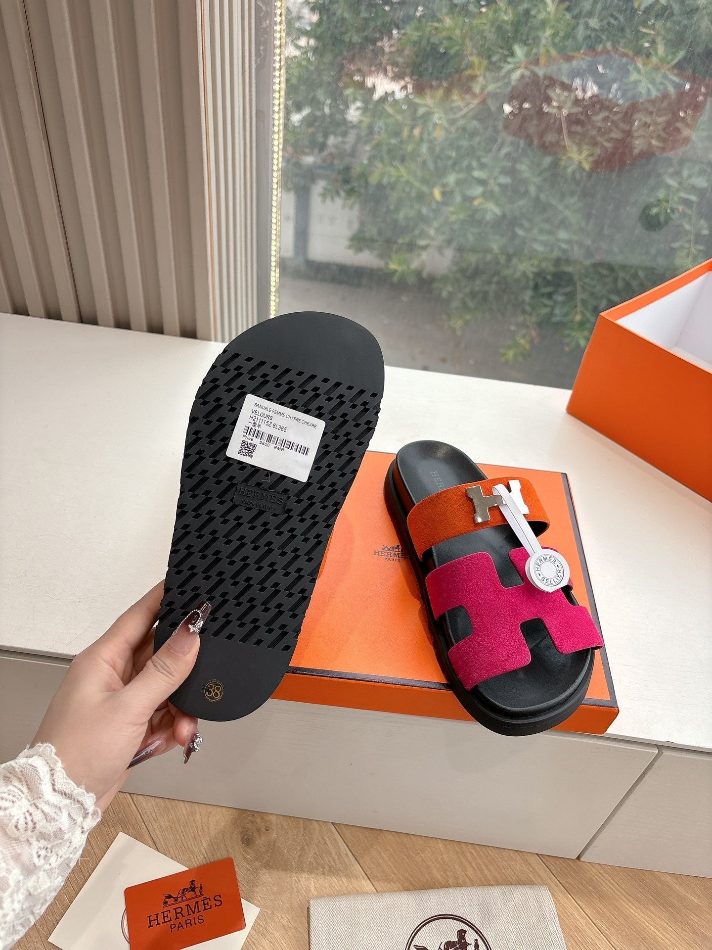 CHYPRE SANDAL IN DARK PINK MIX ORANGE SUEDE、mysite、Cacoeks