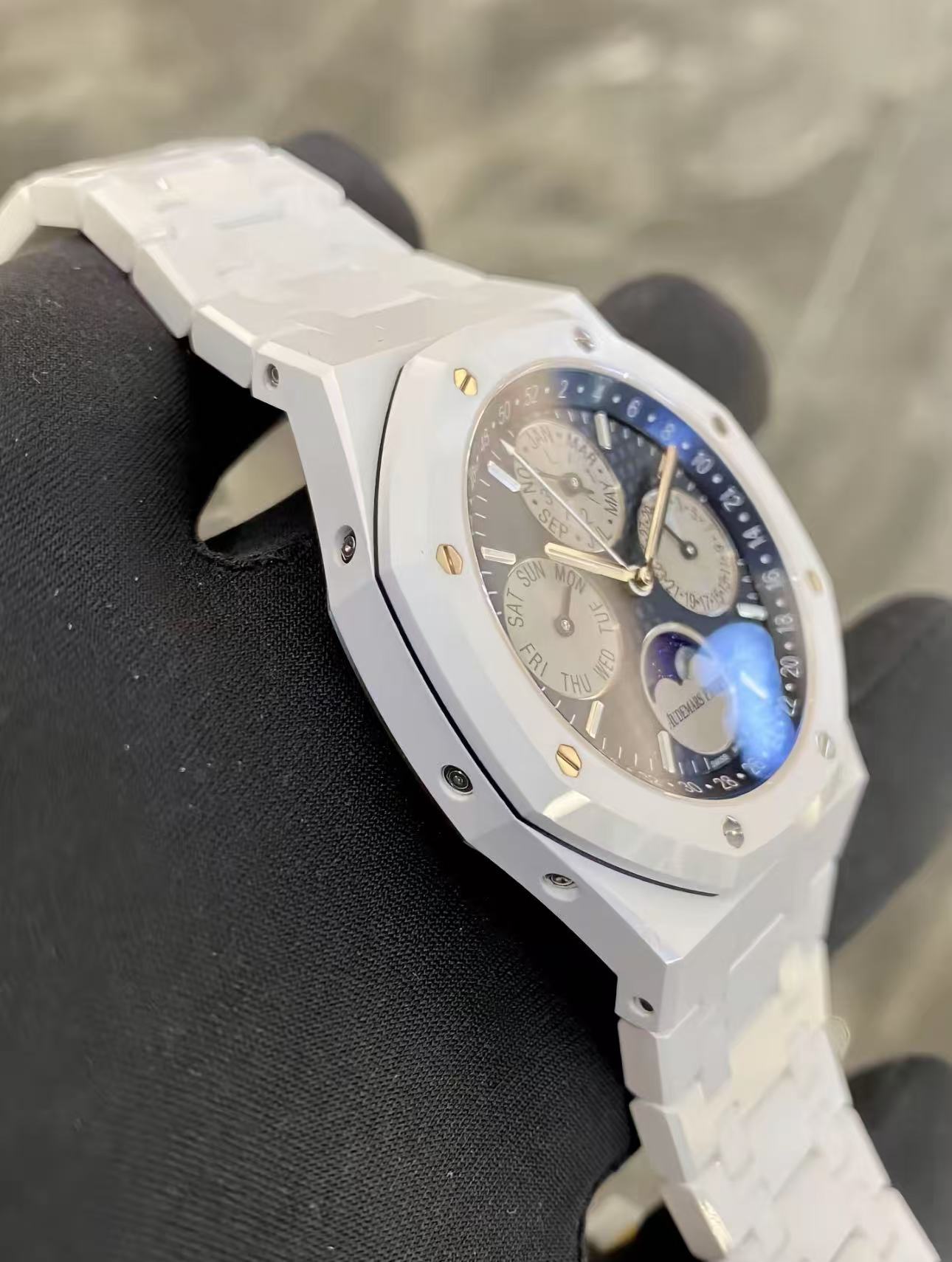 Audemars Piguet Royal Oak 26579CB.OO.1225CB.01 Super Clone Watch – White Ceramic Perpetual Calendar Replica