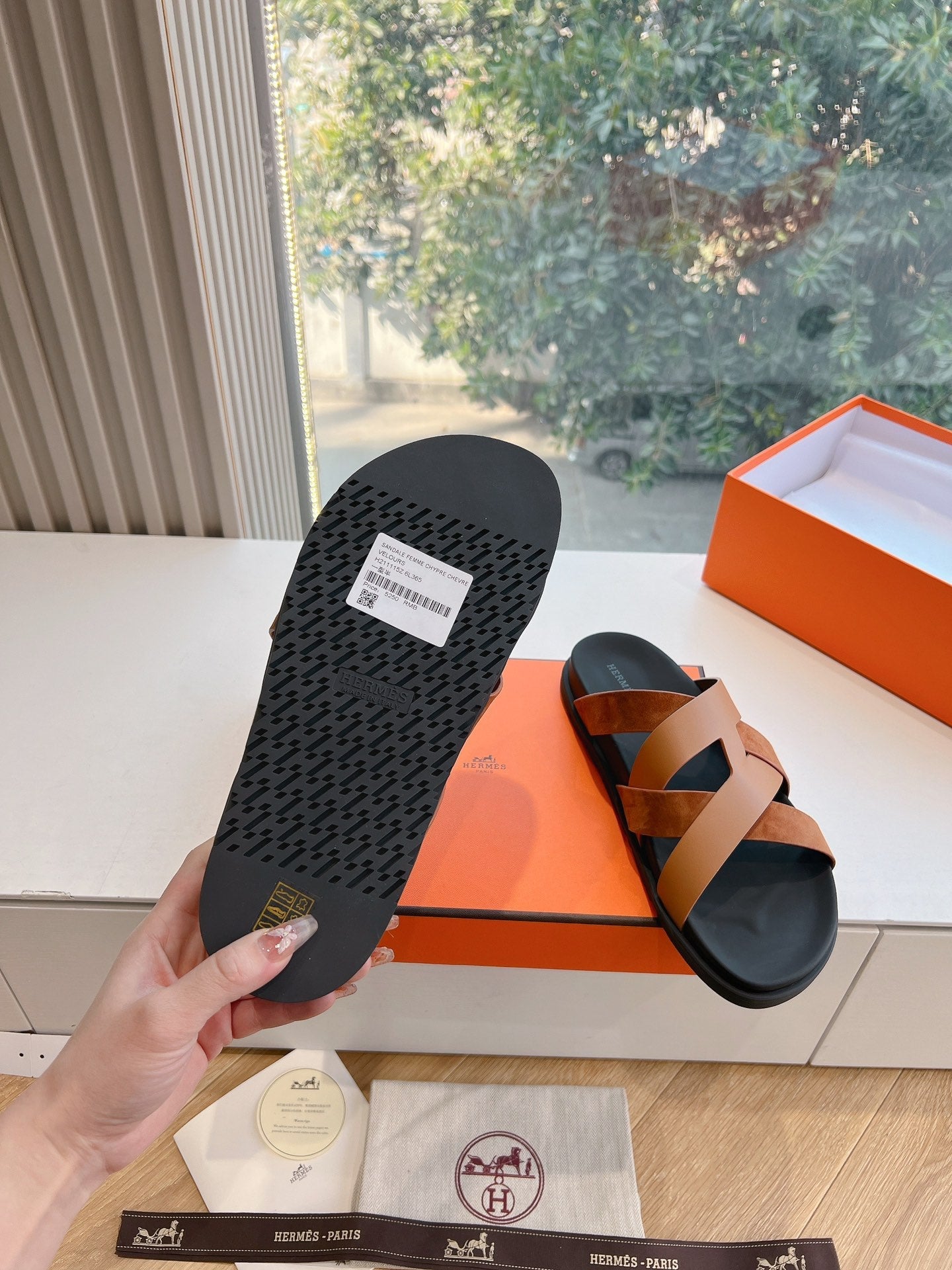 KAZIMIR SANDAL IN BRONZE BROWN CALFSKIN AND SUEDE、mysite、Cacoeks